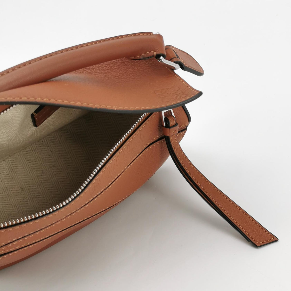 Loewe Puzzle Mini Classic Calfskin Tan