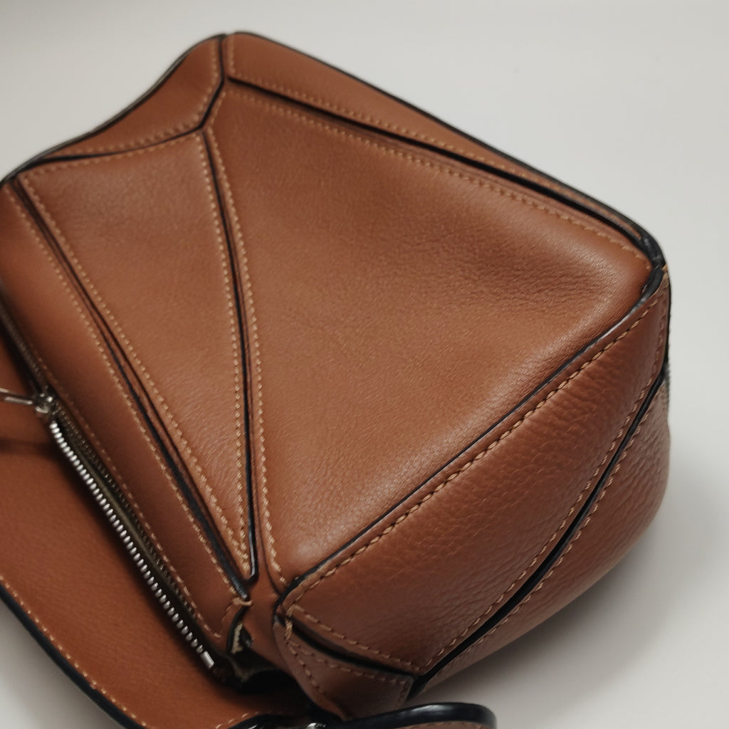 Loewe Puzzle Mini Classic Calfskin Tan