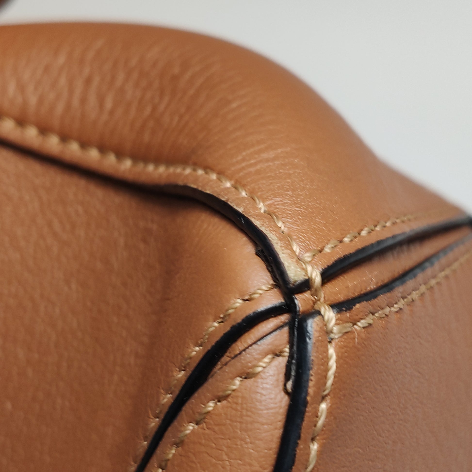 Loewe Puzzle Mini Classic Calfskin Tan