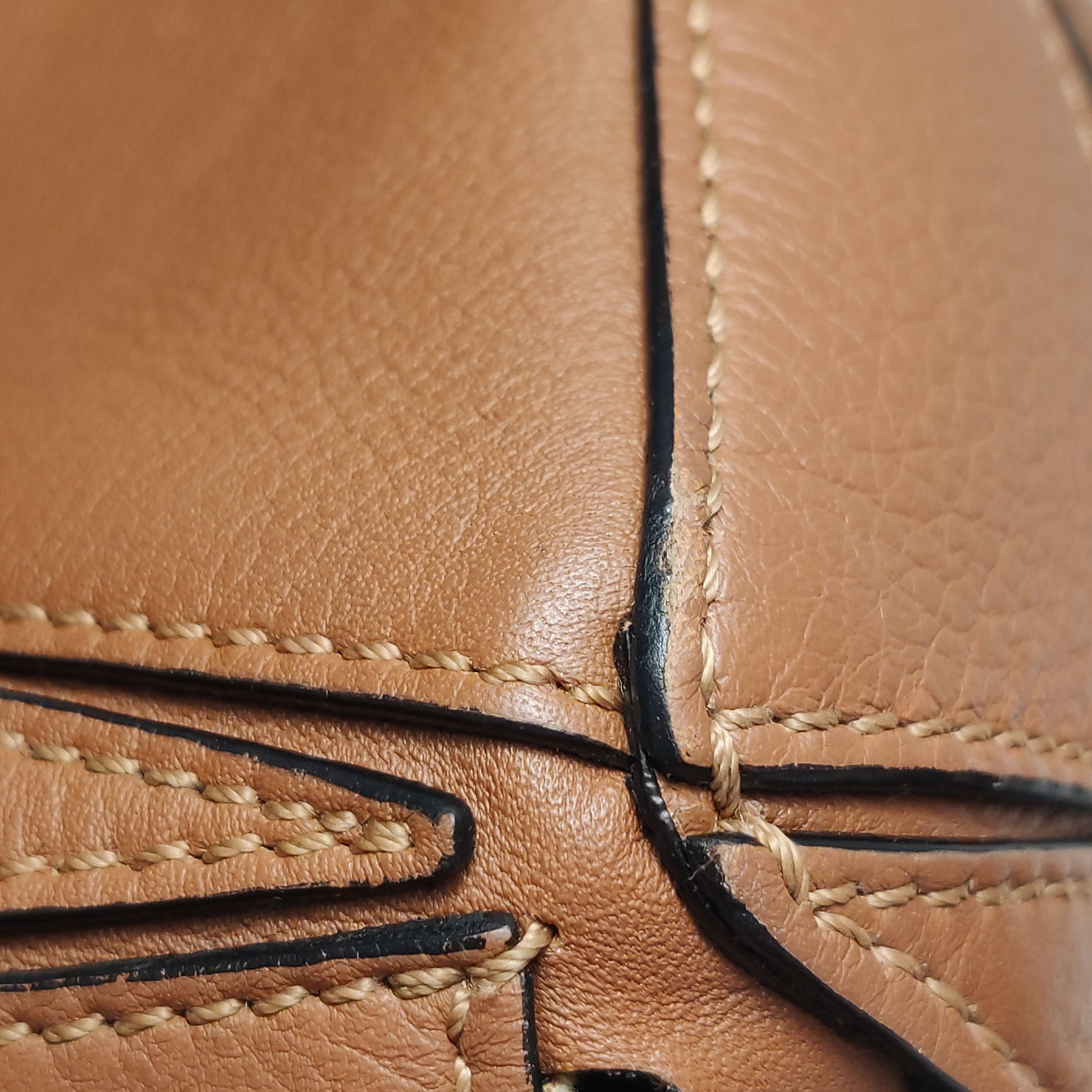 Loewe Puzzle Mini Classic Calfskin Tan