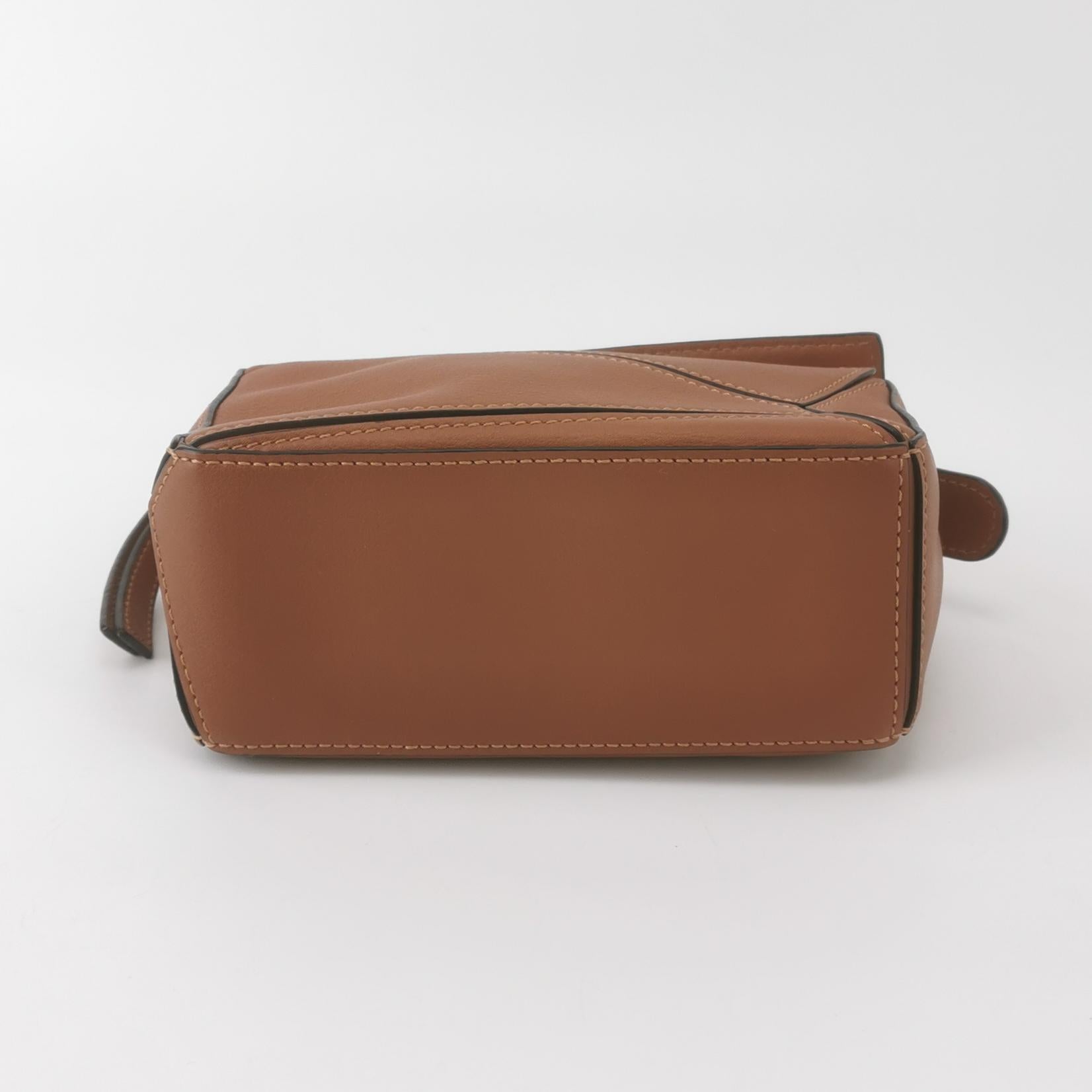 Loewe Puzzle Mini Tan