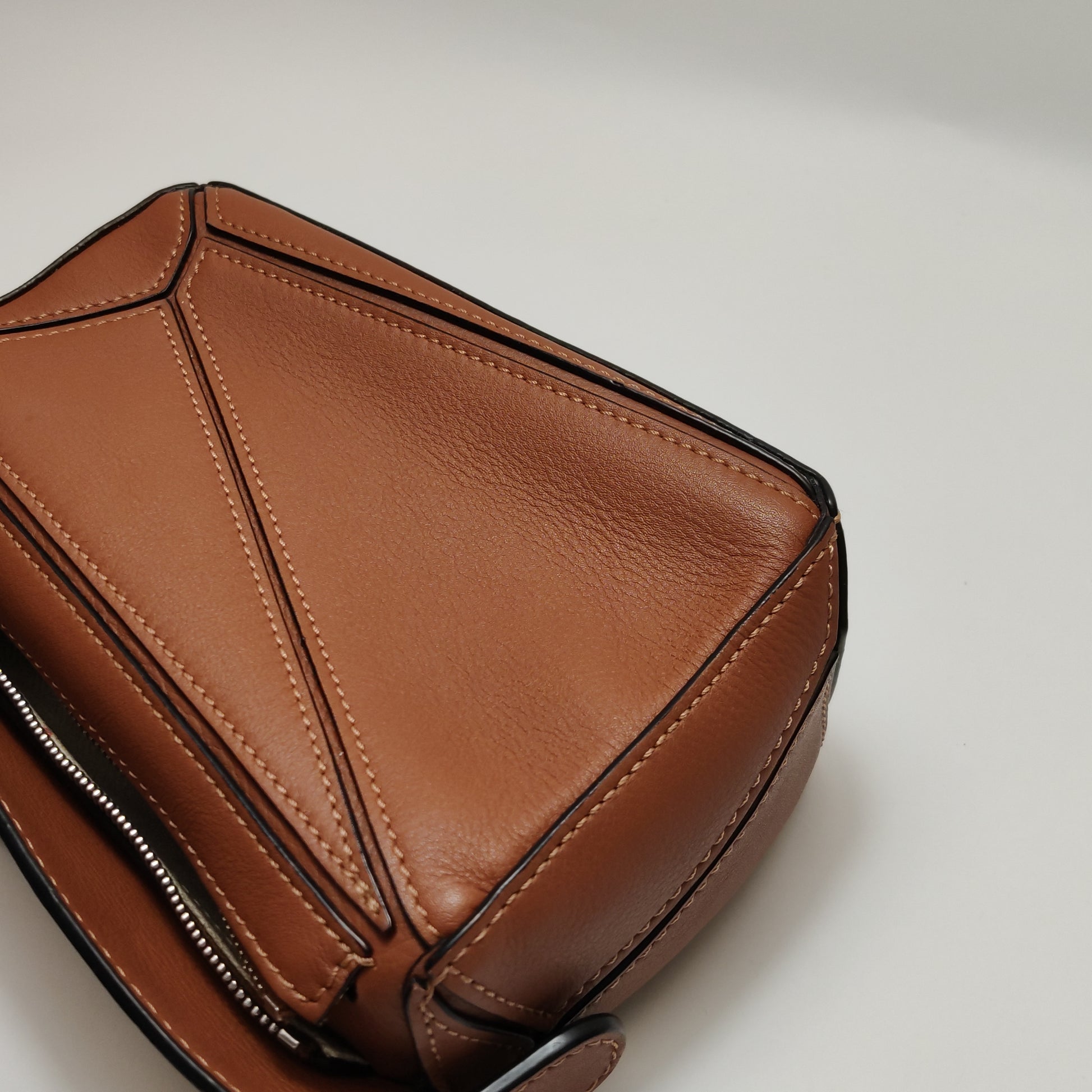 Loewe Puzzle Mini Tan