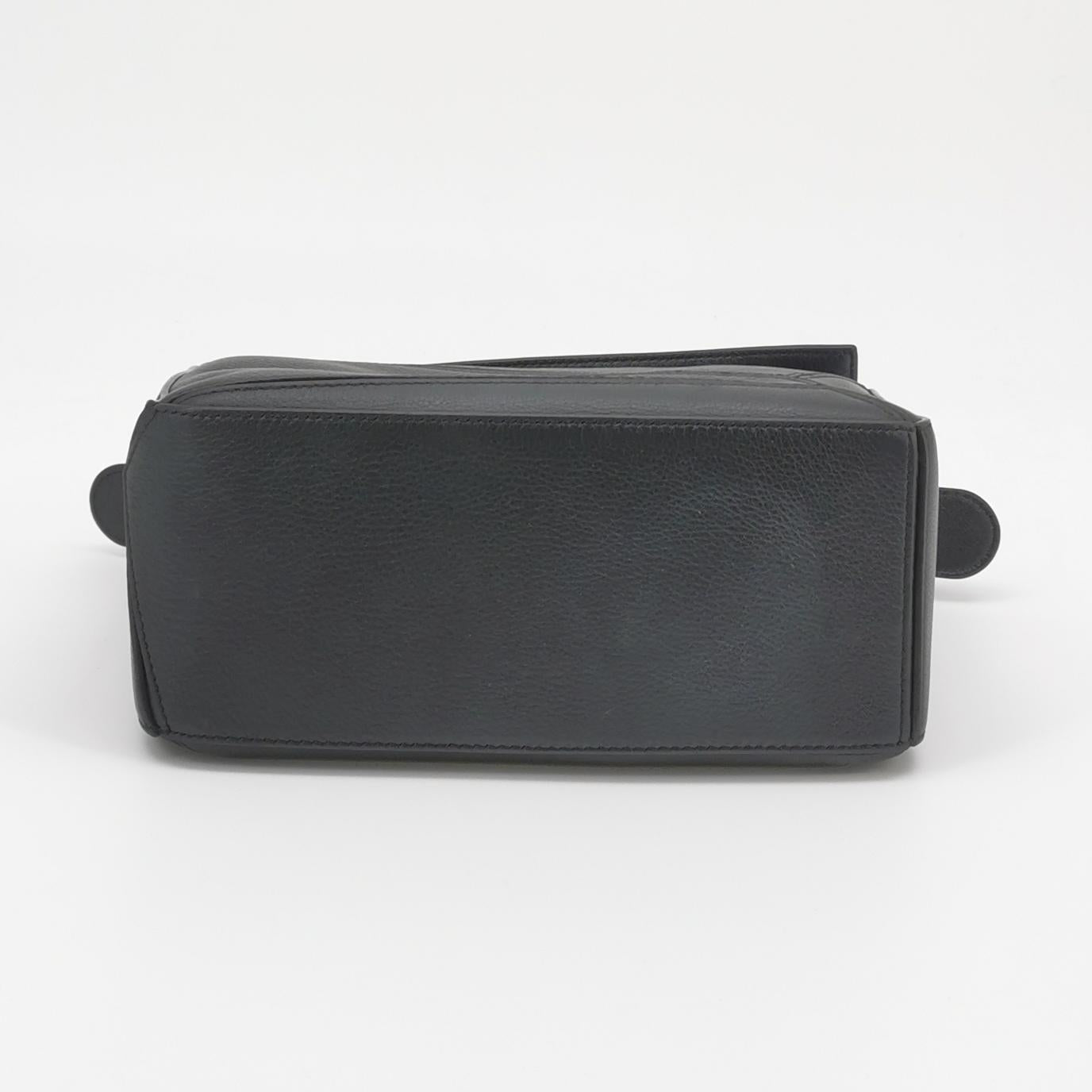 Loewe Puzzle Soft Grained Calfskin Black SHW