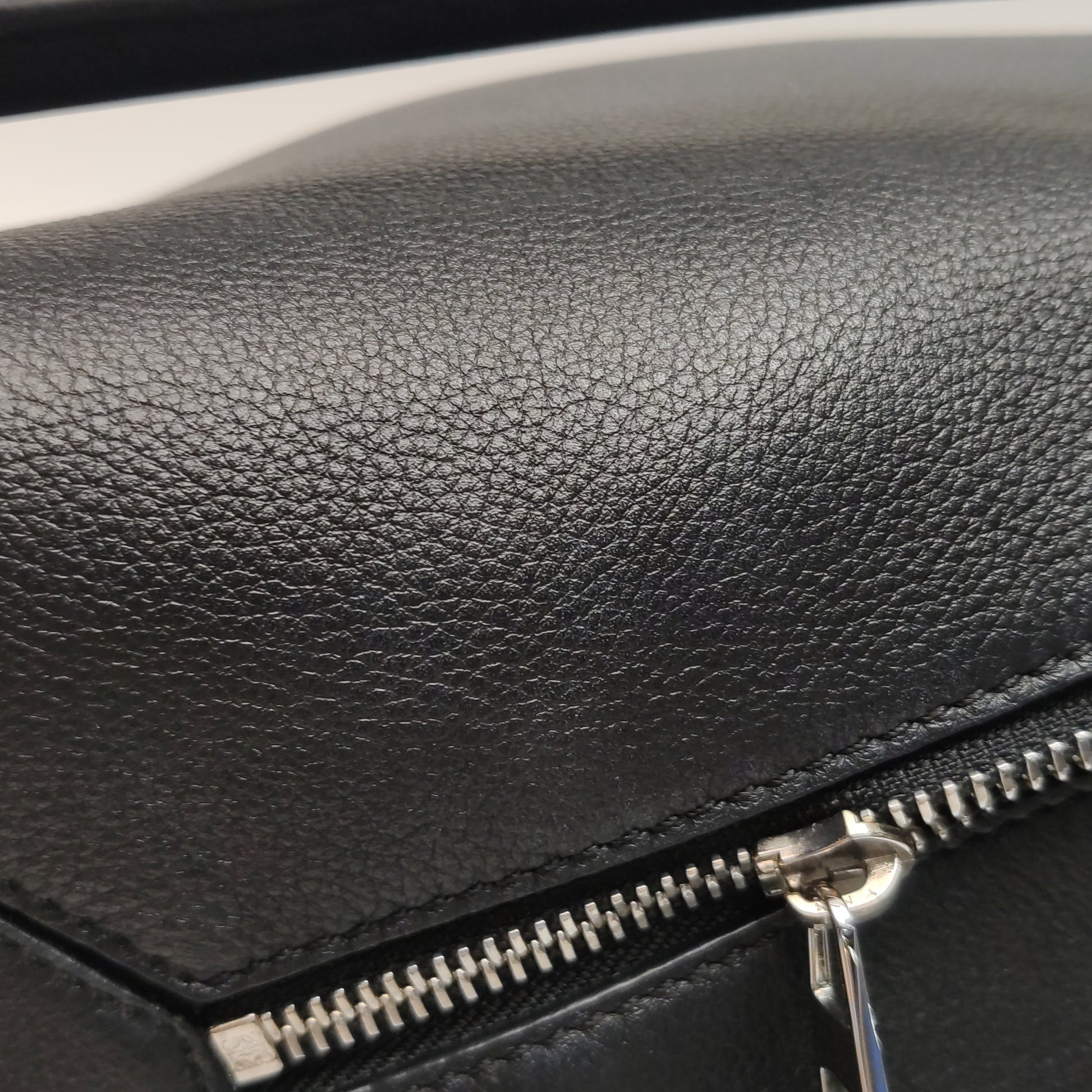Loewe Puzzle Soft Grained Calfskin Black SHW