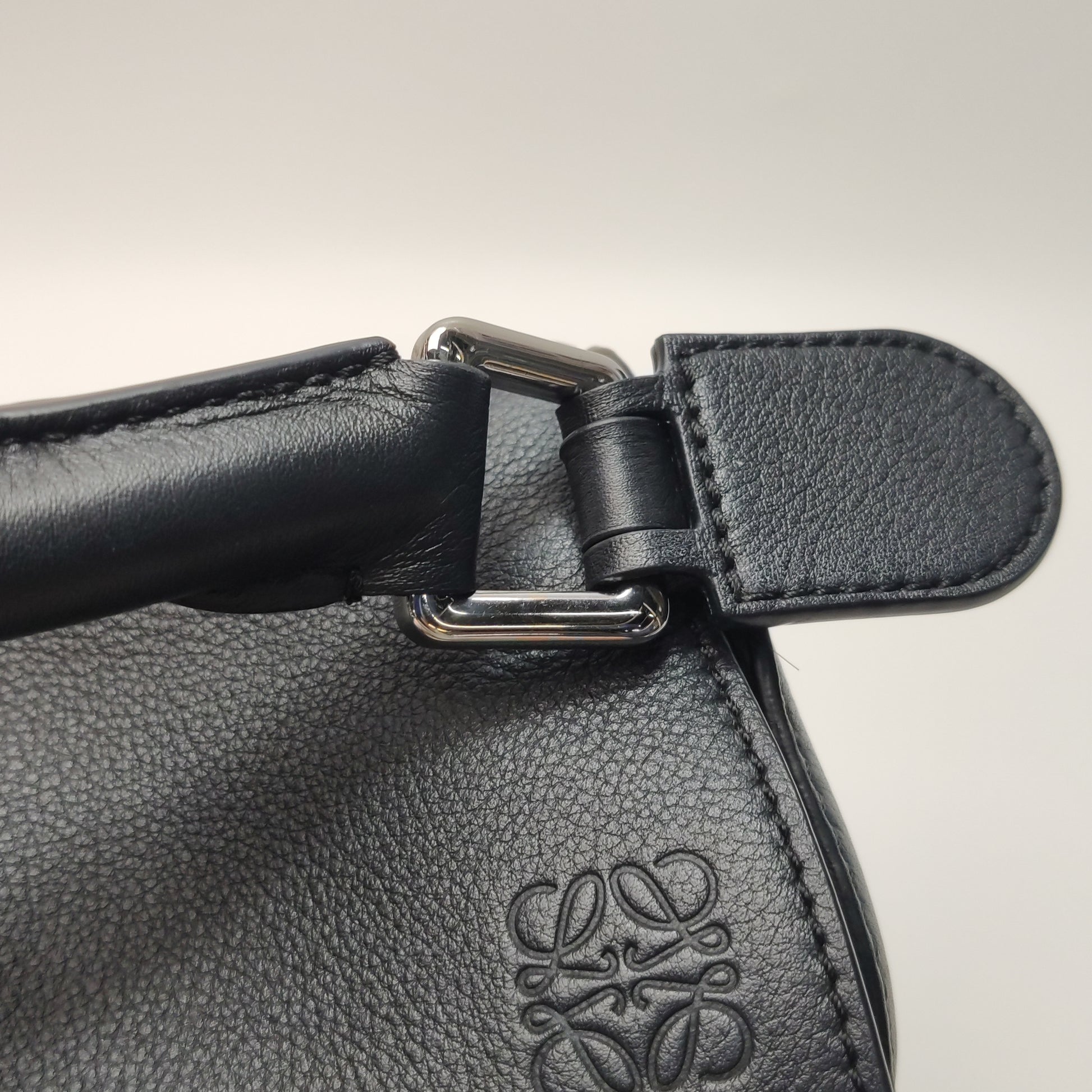 Loewe Puzzle Soft Grained Calfskin Black SHW
