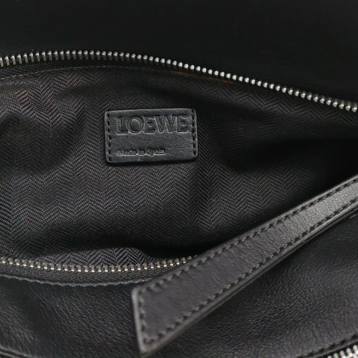 Loewe Zipper Puzzle Medium Black