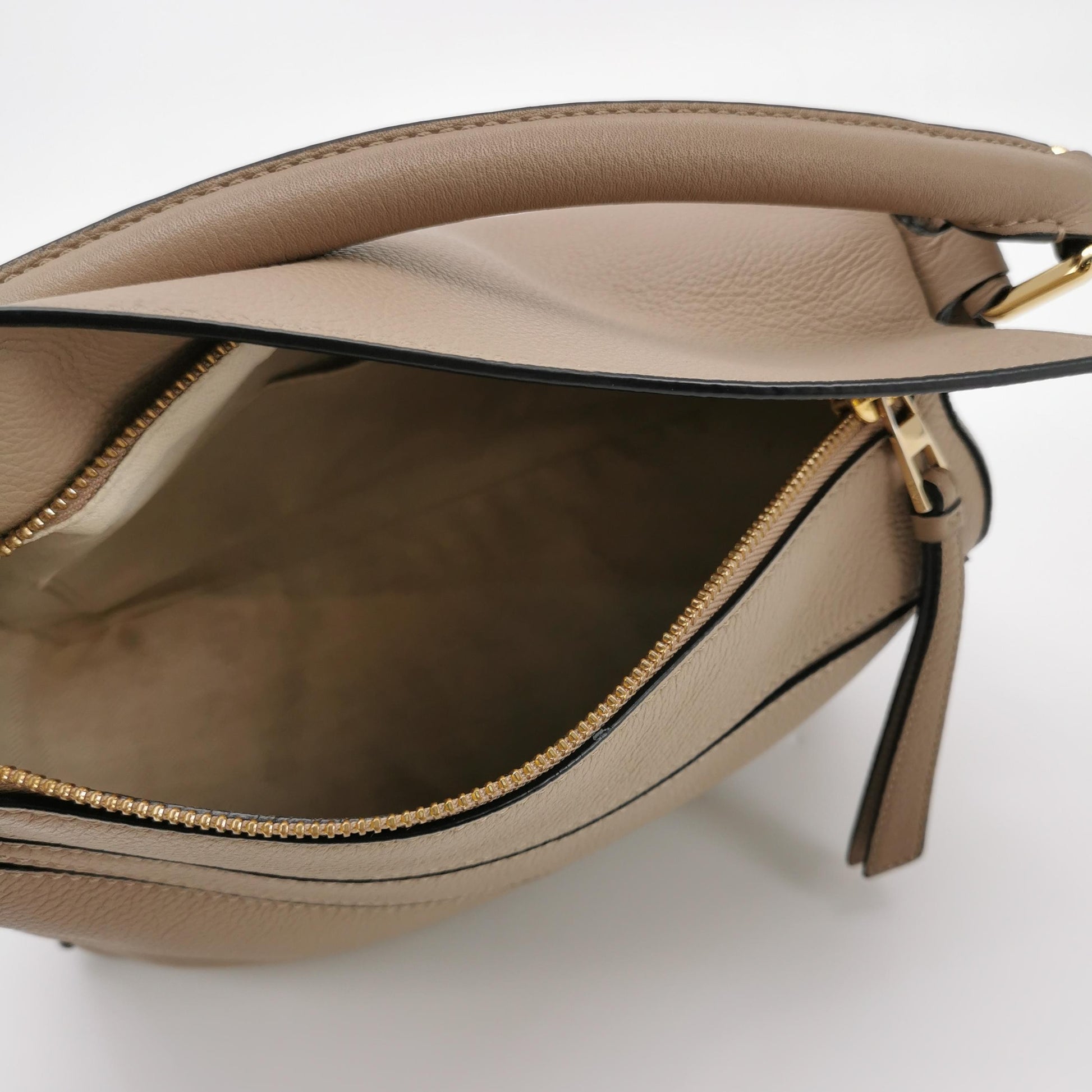 Loewe Puzzle Small Grained Calfskin Beige