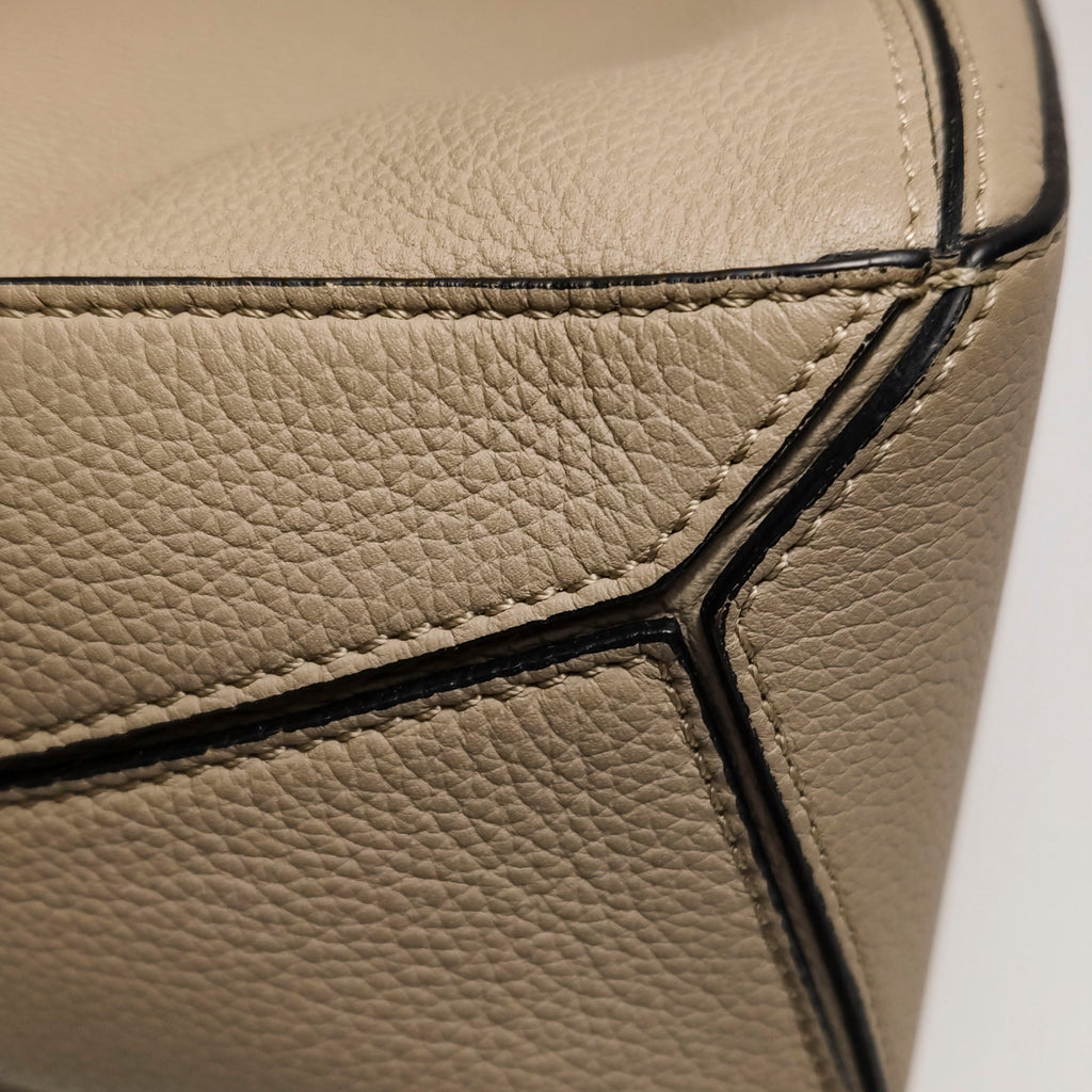 Loewe Puzzle Small Grained Calfskin Beige