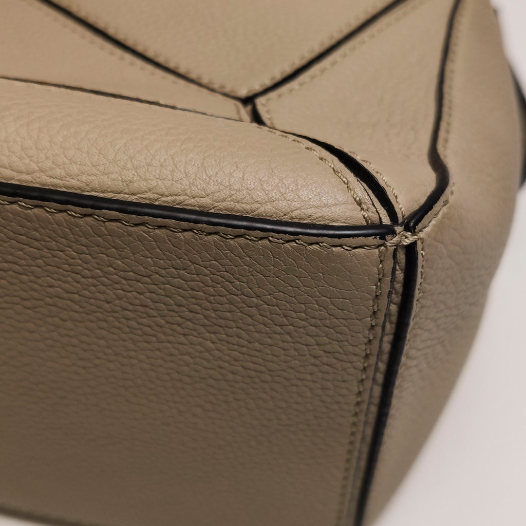 Loewe Puzzle Small Grained Calfskin Beige