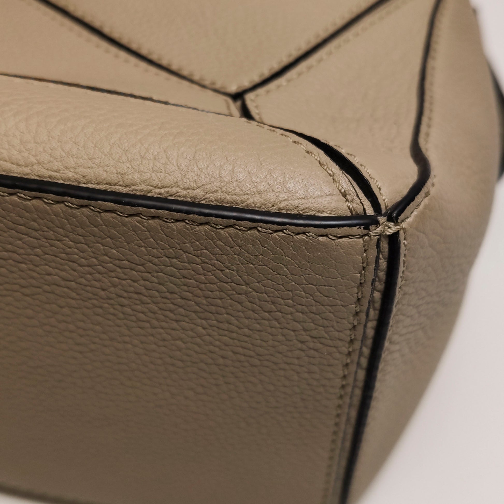 Loewe Puzzle Small Grained Calfskin Beige