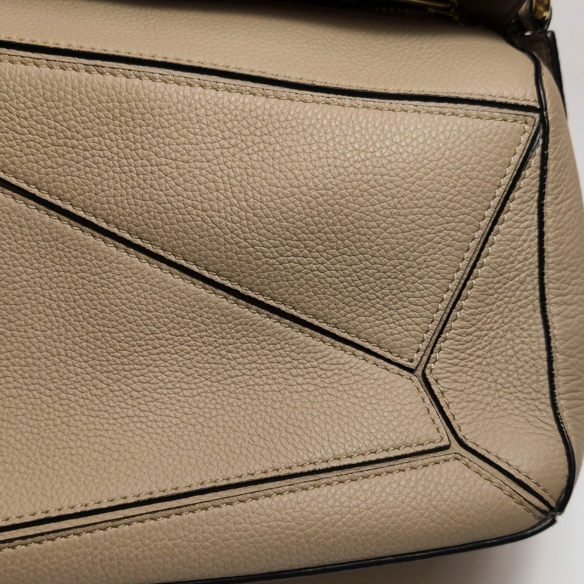 Loewe Puzzle Small Grained Calfskin Beige