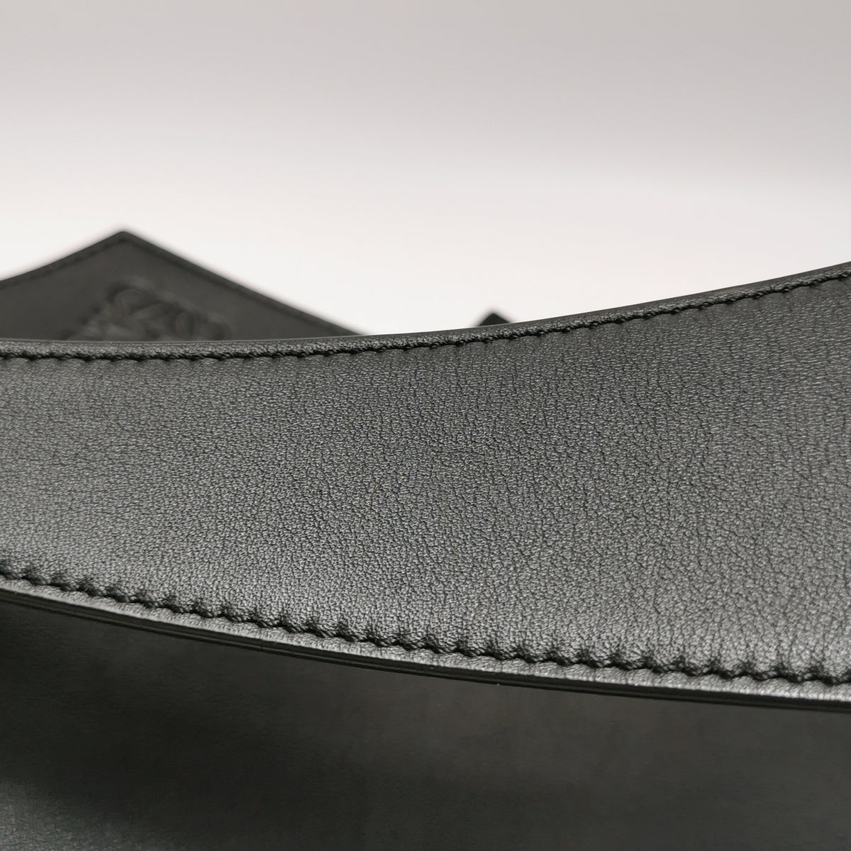 Loewe Puzzle Hobo Black