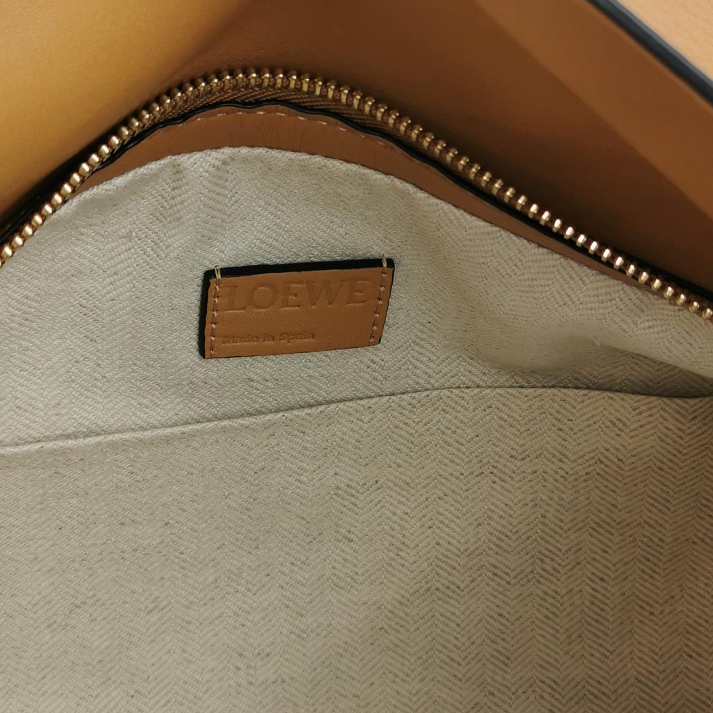 Loewe Puzzle Hobo Caramel