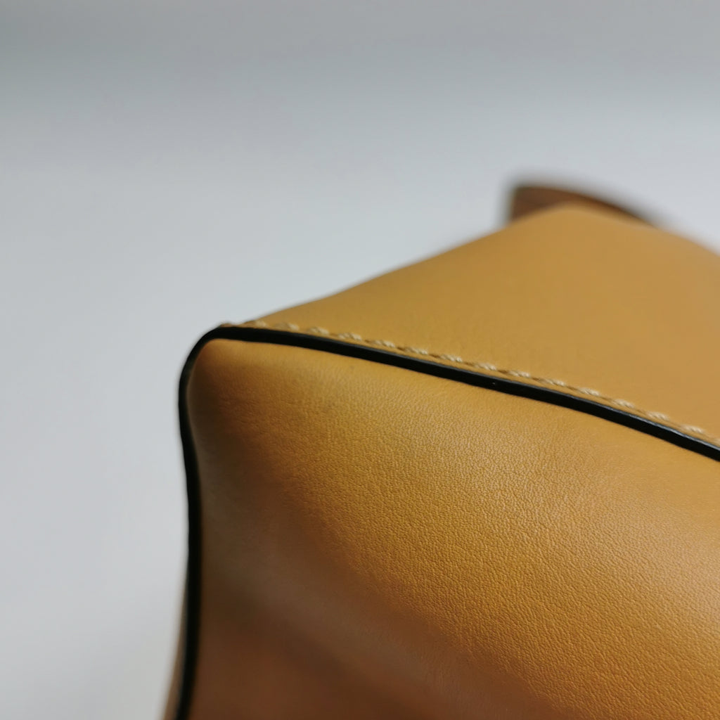 Loewe Puzzle Hobo Caramel