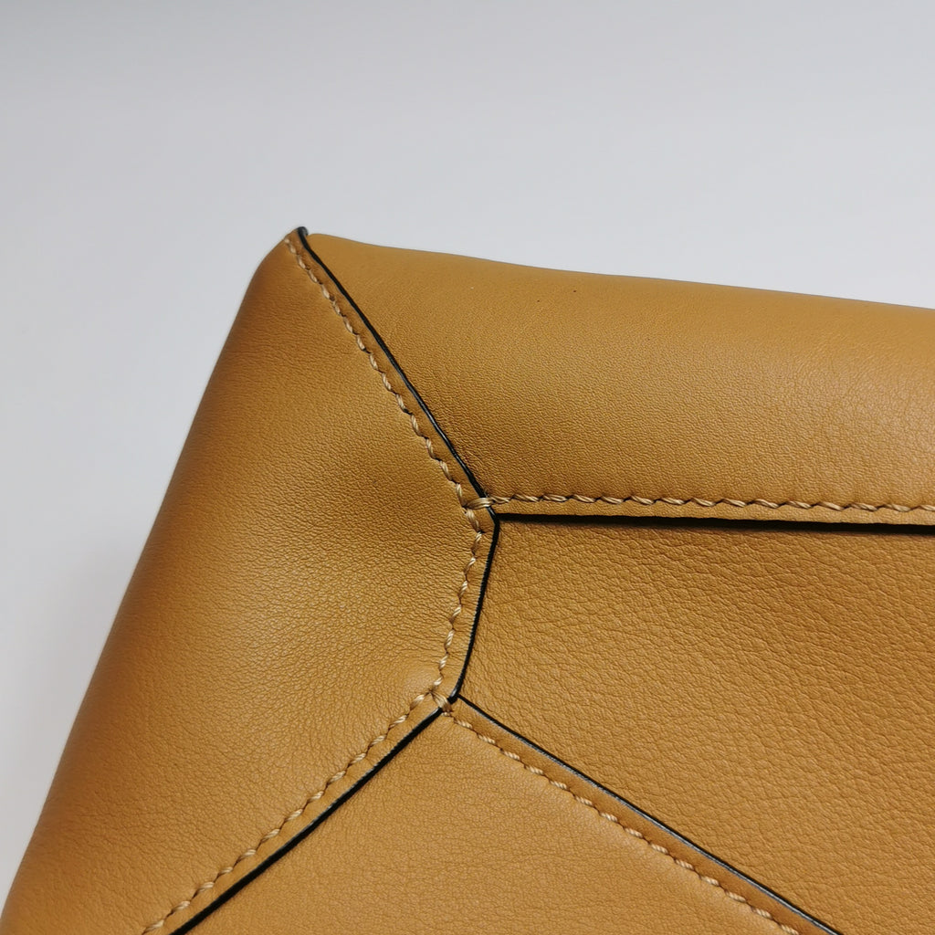 Loewe Puzzle Hobo Caramel