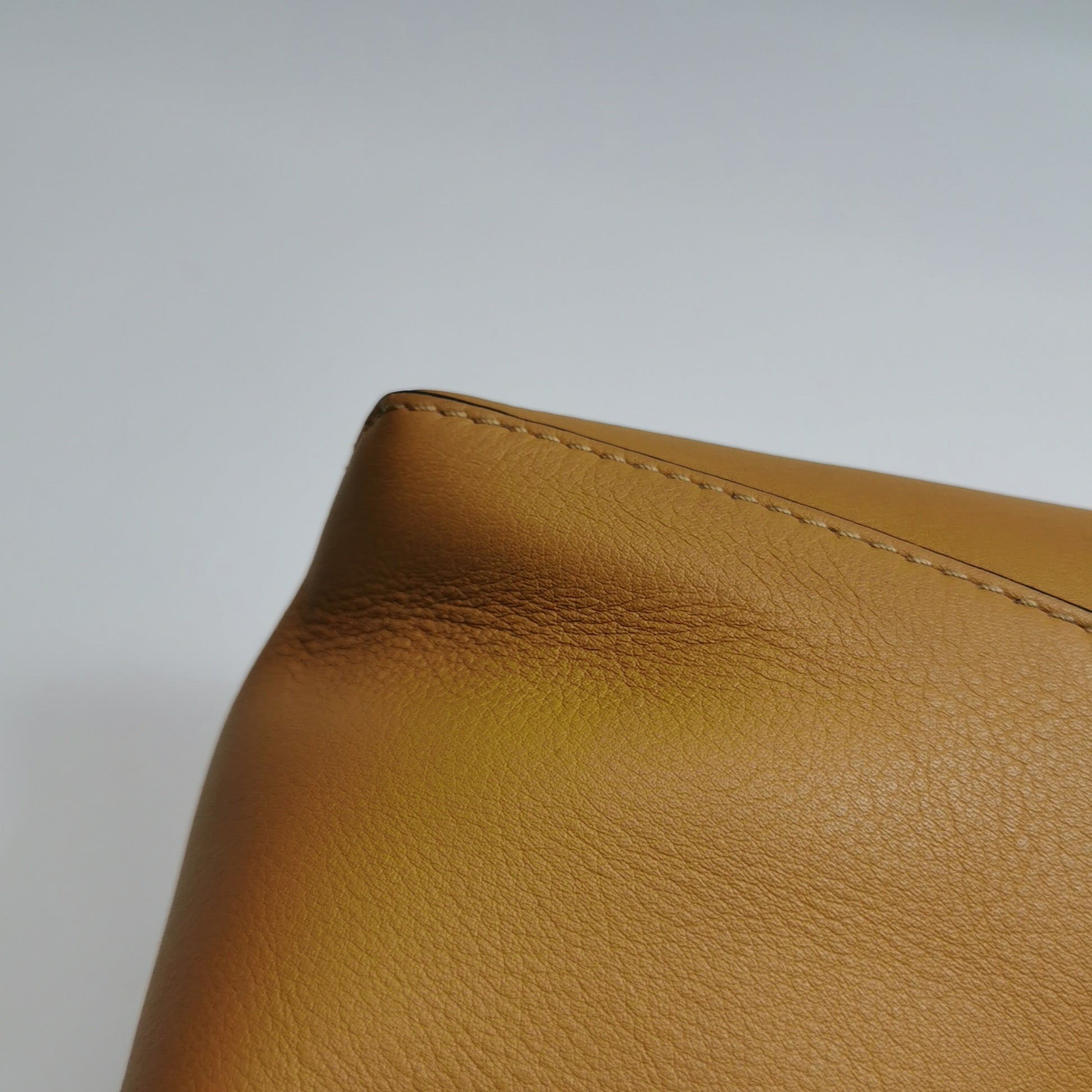 Loewe Puzzle Hobo Caramel