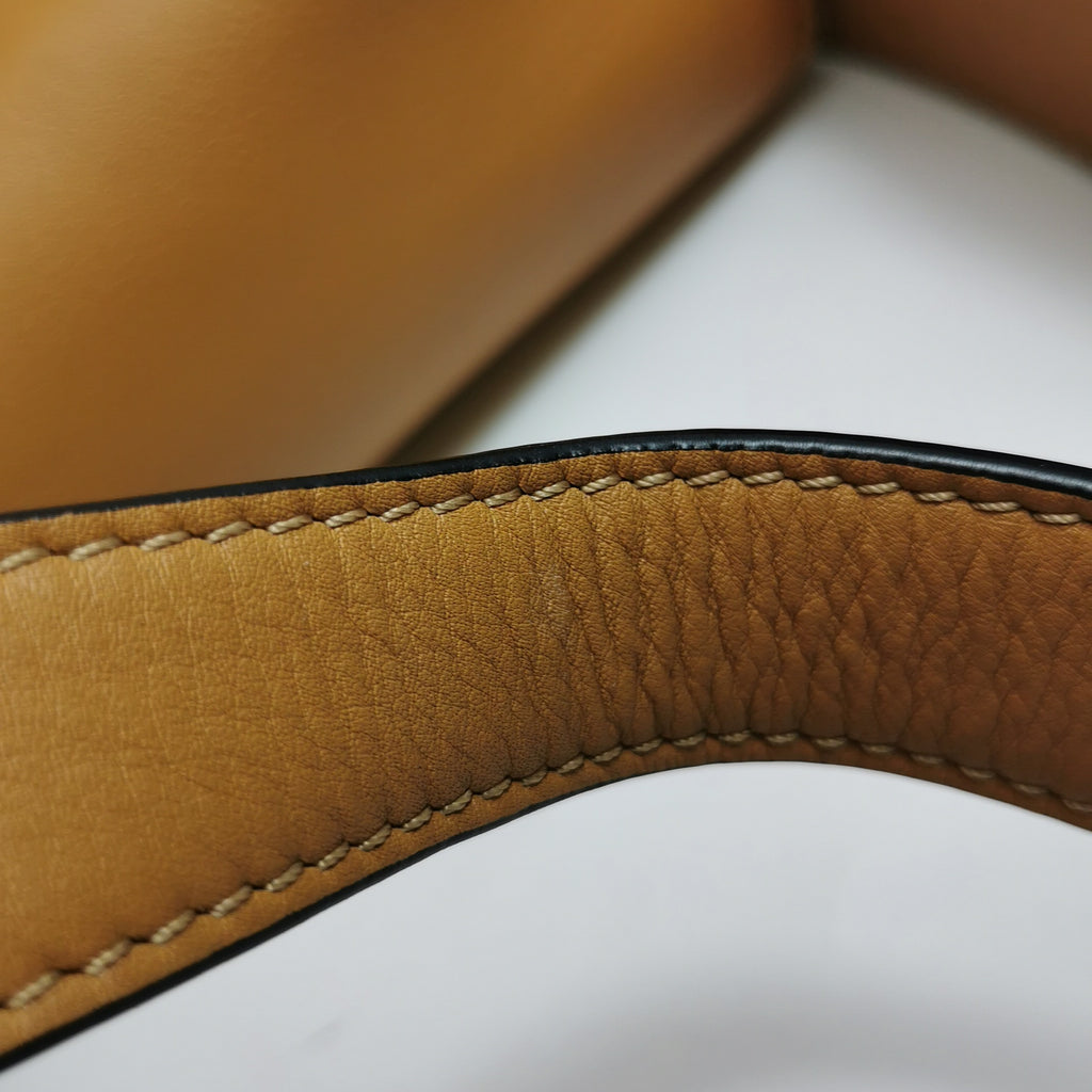 Loewe Puzzle Hobo Caramel