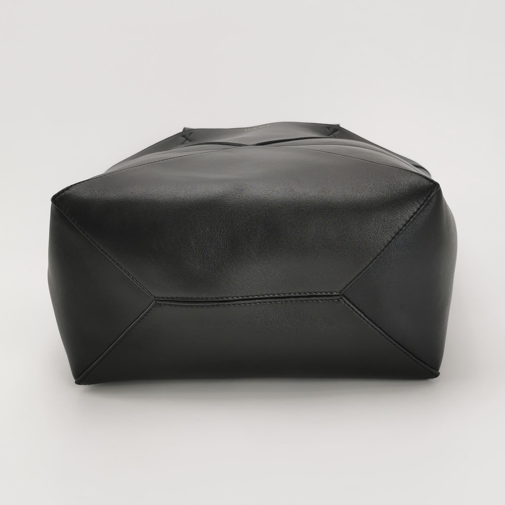 Loewe Puzzle Fold Medium Black