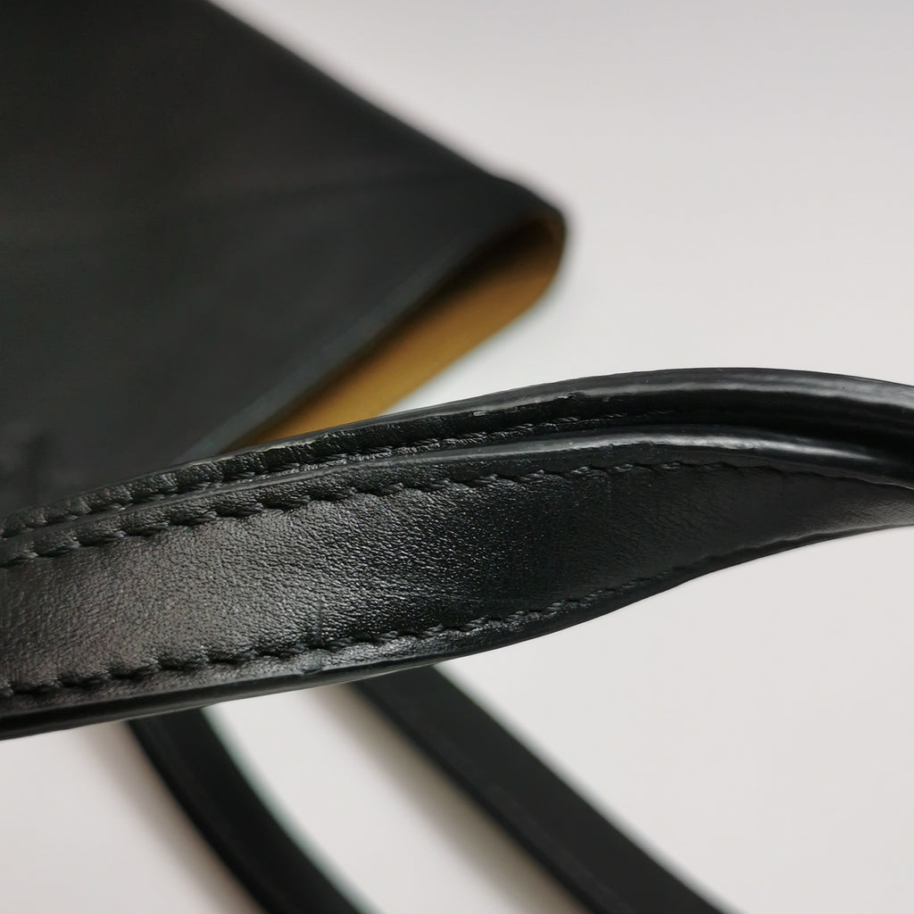 Loewe Puzzle Fold Medium Black
