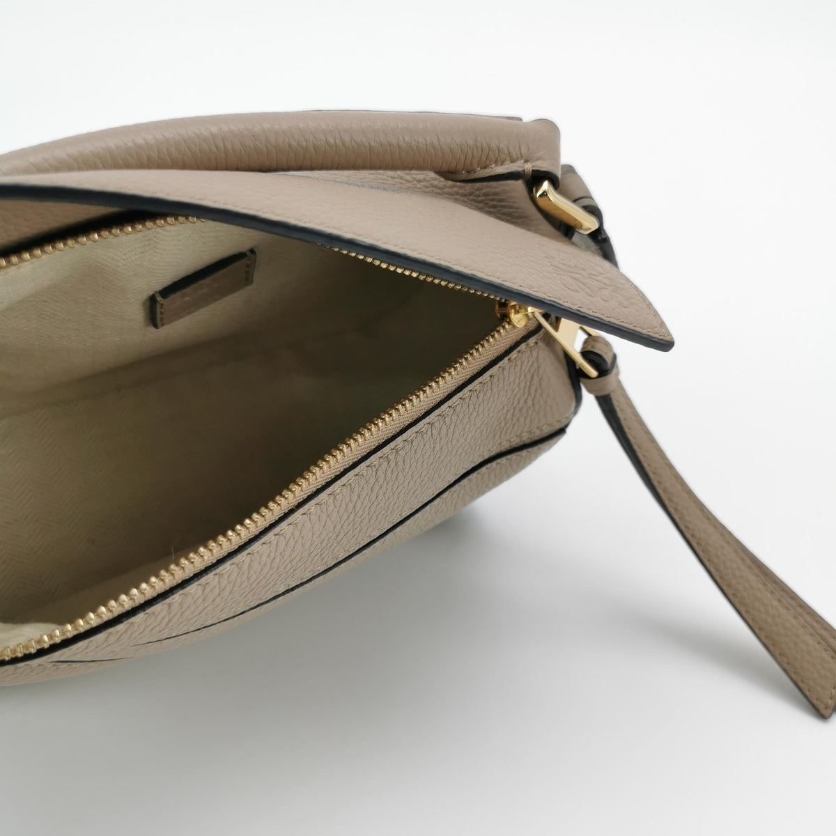 Loewe Puzzle Mini Light Beige Grained Calfskin