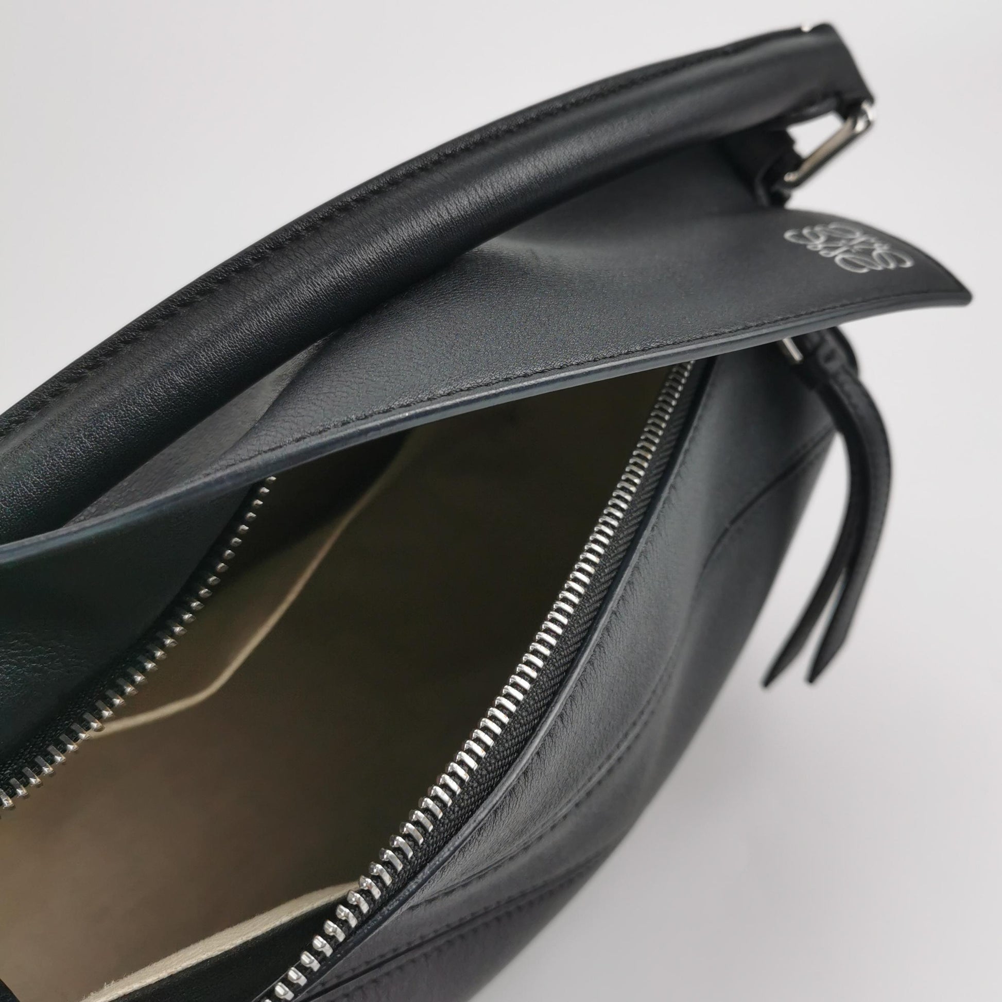 Loewe Puzzle Small Black
