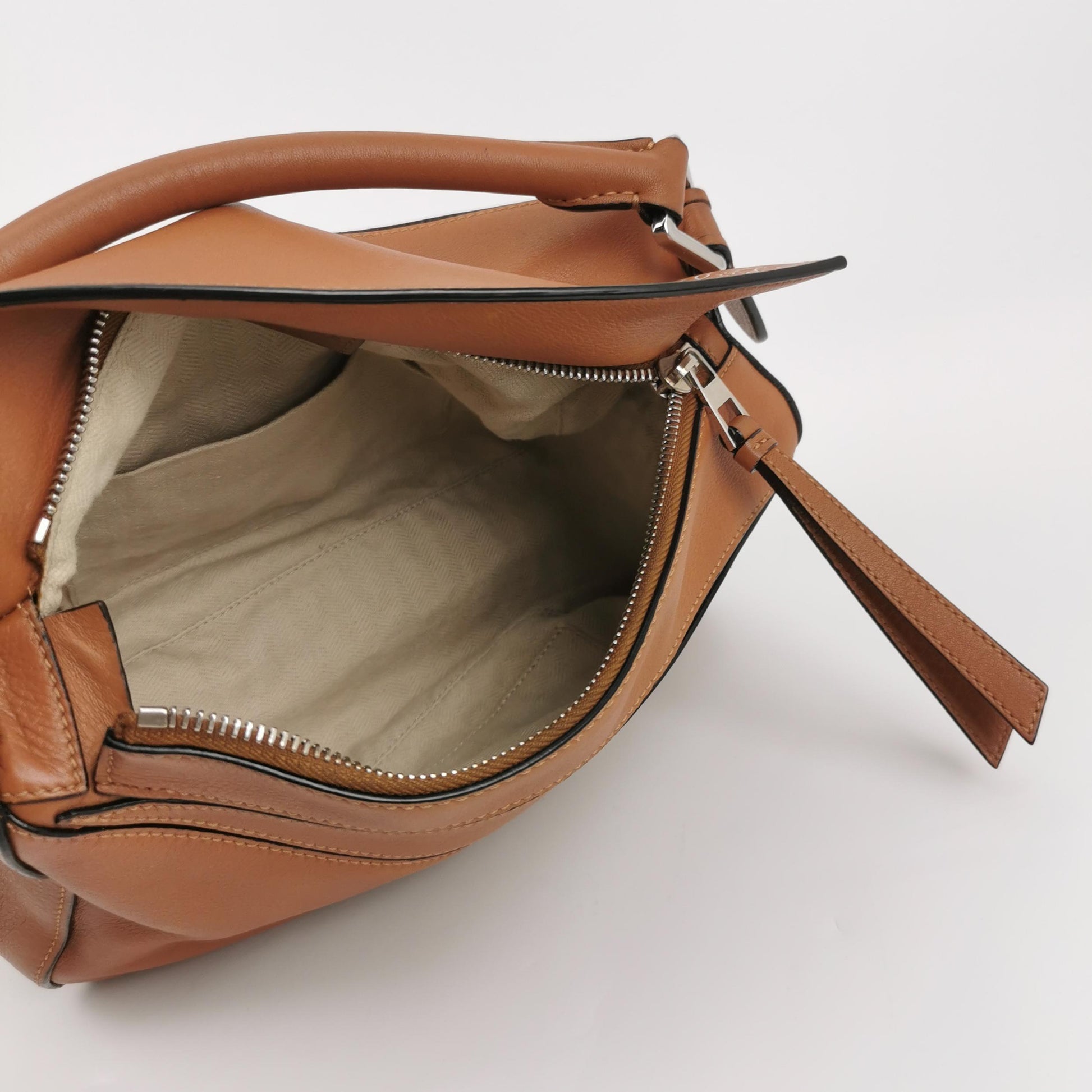 Loewe Puzzle Small Classic Calfskin Tan SHW