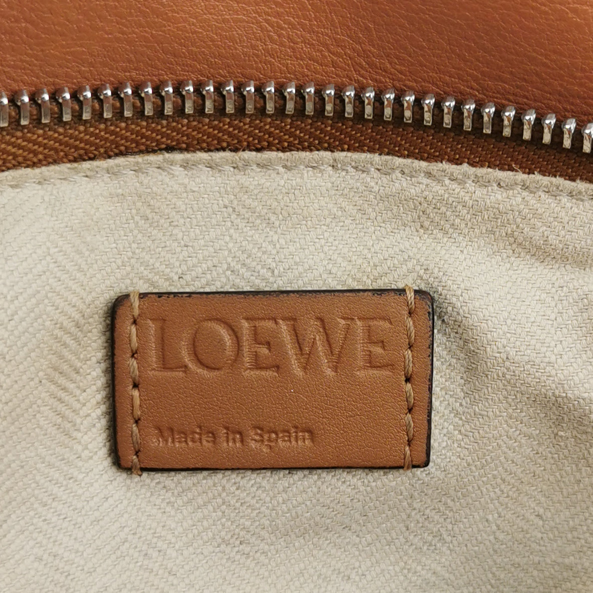 Loewe Puzzle Small Classic Calfskin Tan SHW