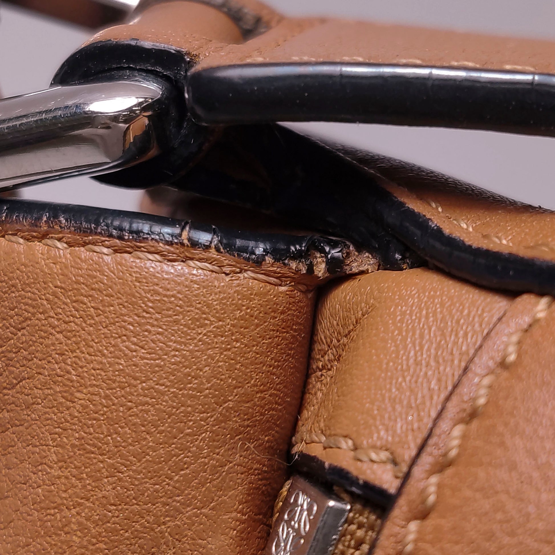 Loewe Puzzle Small Classic Calfskin Tan SHW