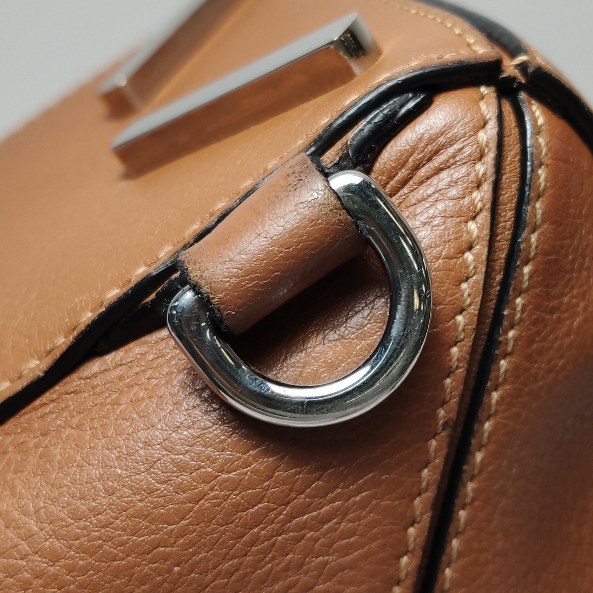 Loewe Puzzle Small Classic Calfskin Tan SHW