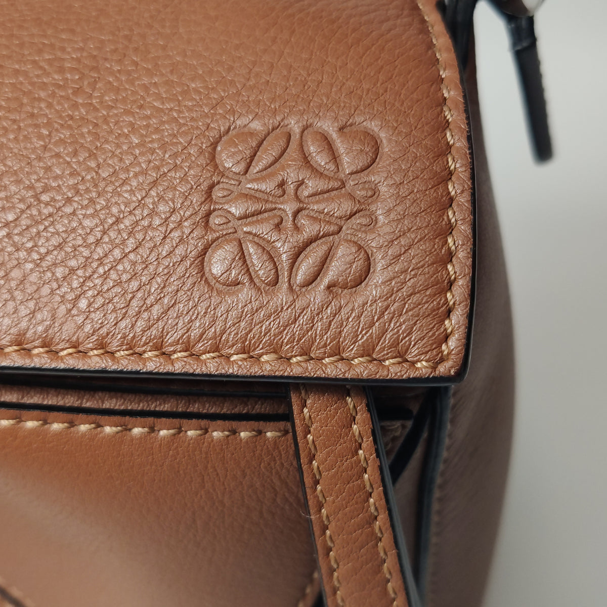 Loewe Puzzle Small Classic Calfskin Tan