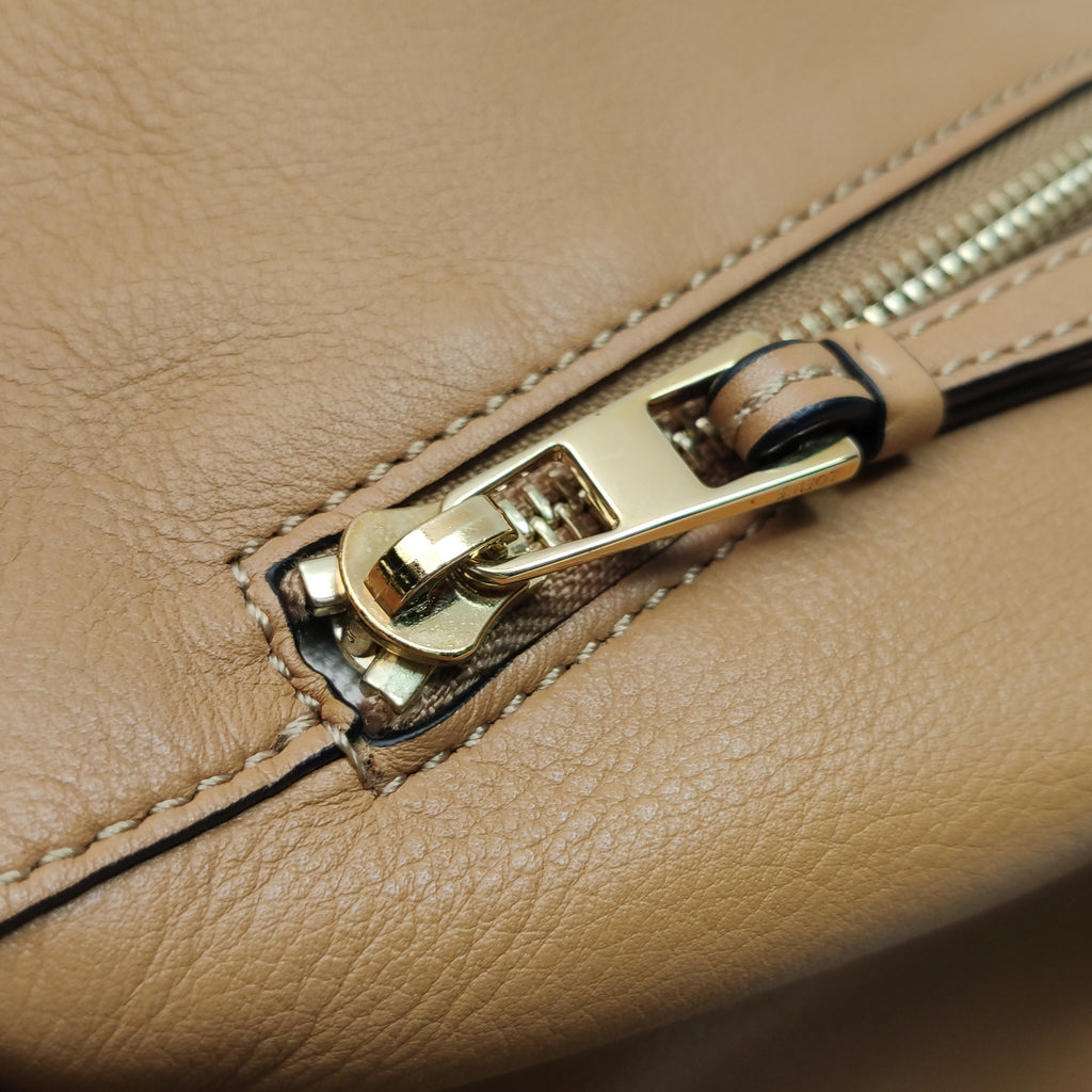 Loewe Puzzle Hobo Caramel