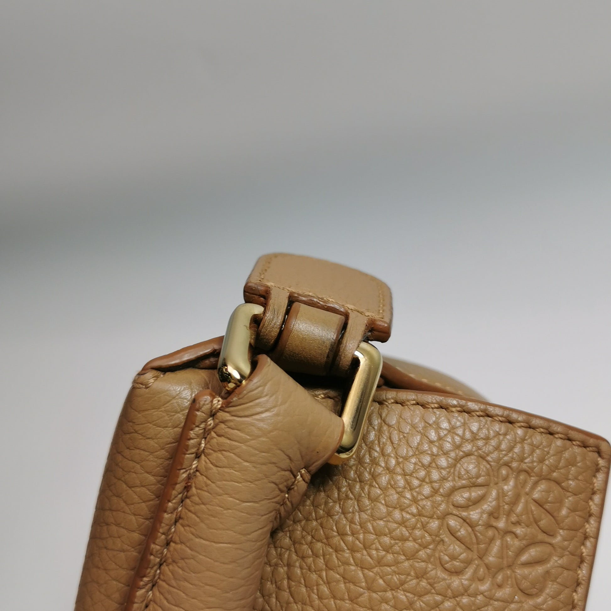 Loewe Puzzle Edge Mini Grained Calfskin Toffee