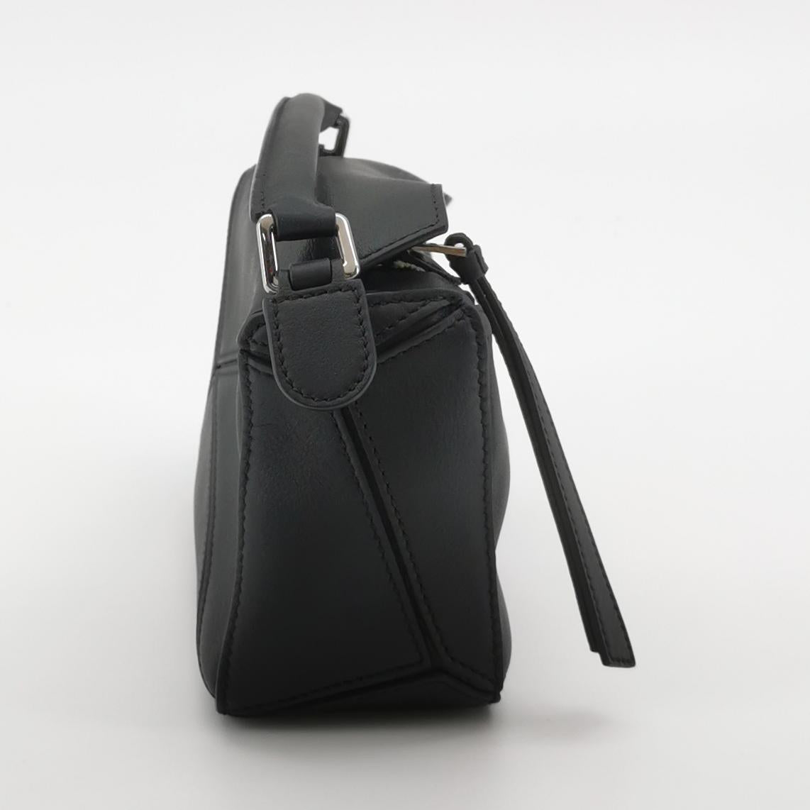 Loewe Puzzle Mini Black SHW