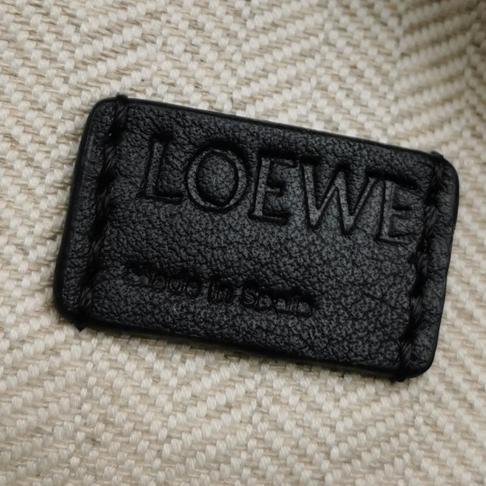 Loewe Puzzle Mini Black SHW
