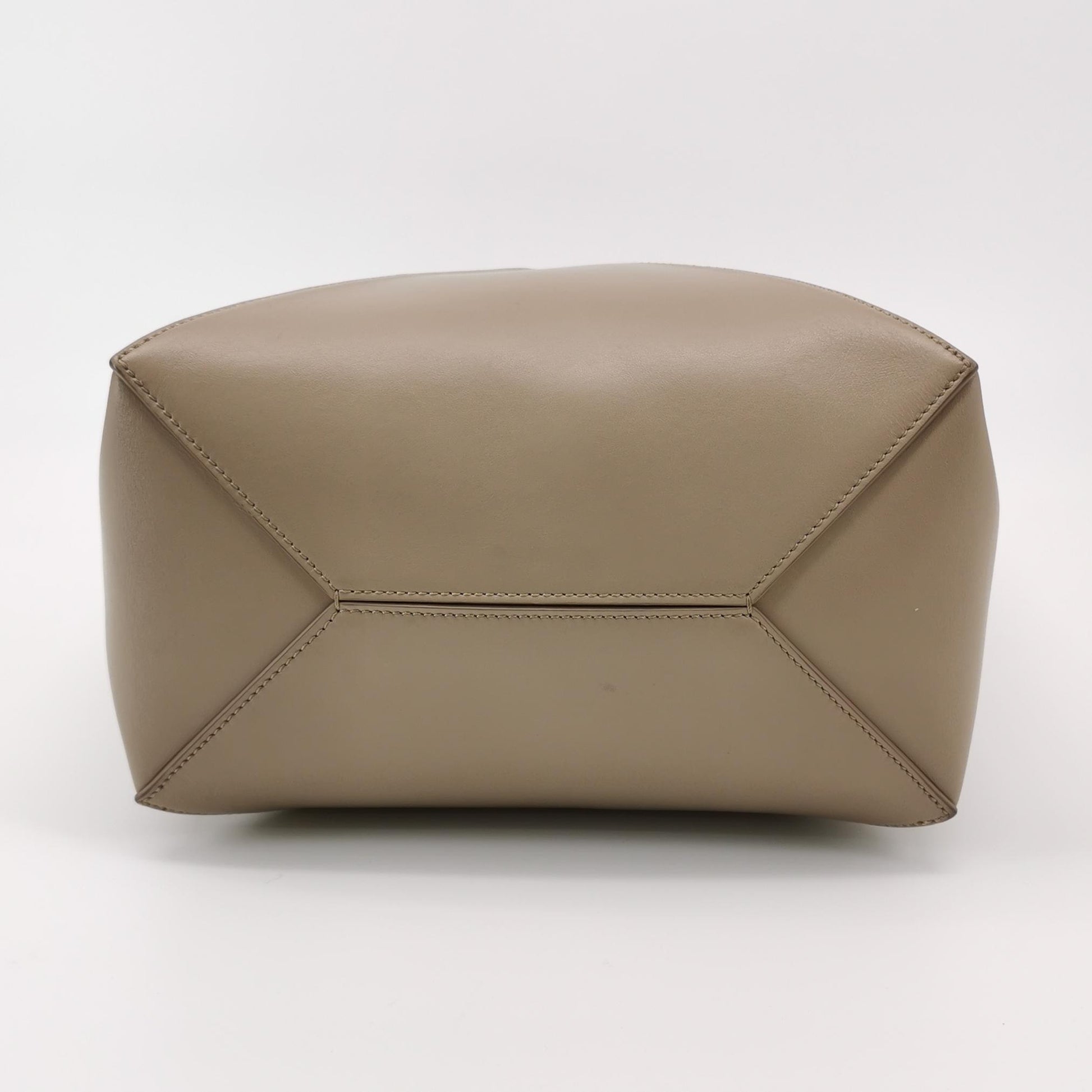 Loewe Puzzle Fold Medium Sand