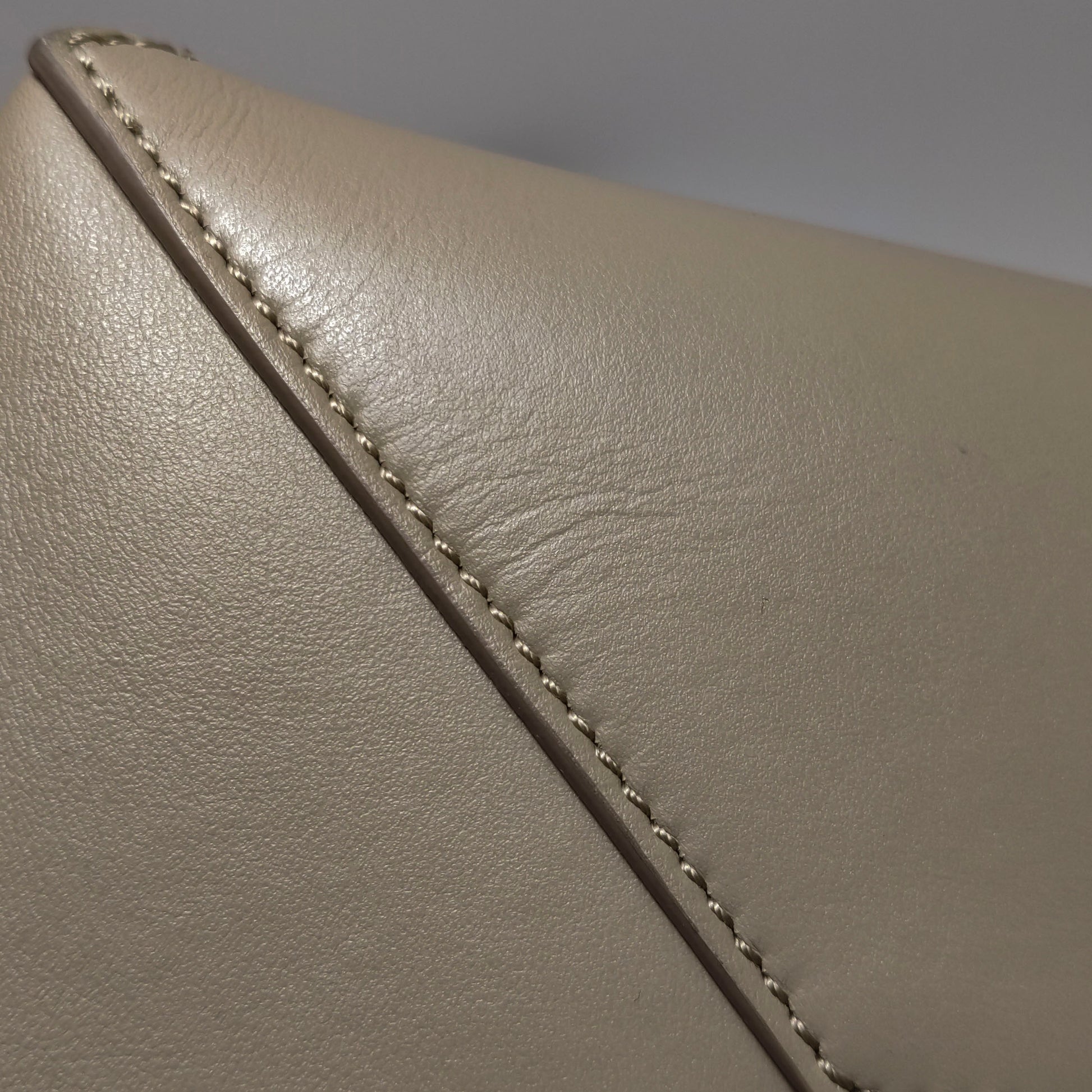 Loewe Puzzle Fold Medium Sand