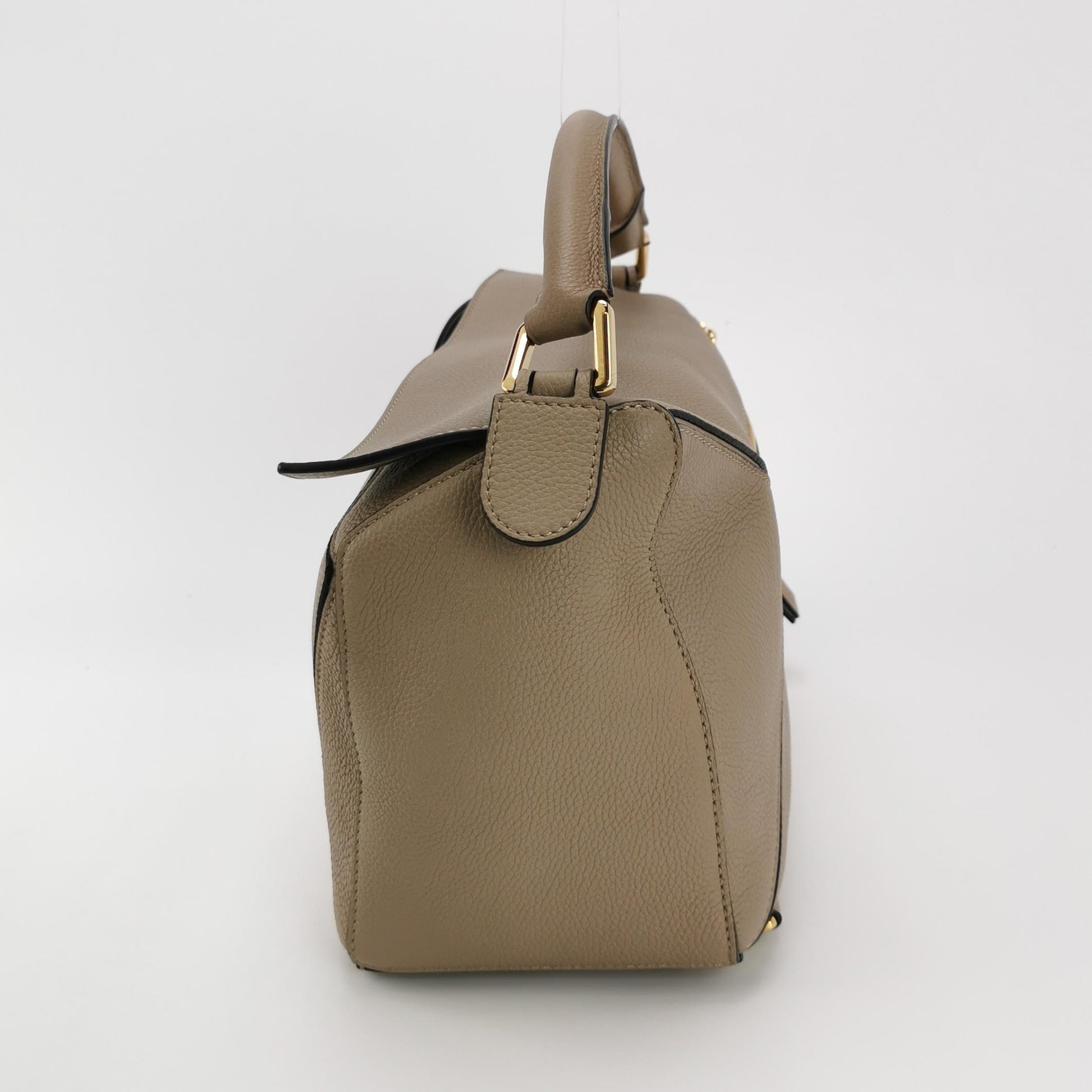 Loewe Puzzle Medium Grained Calfskin Beige