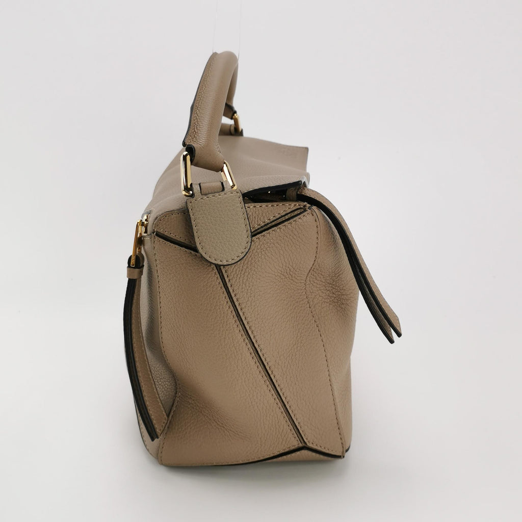Loewe Puzzle Medium Grained Calfskin Beige