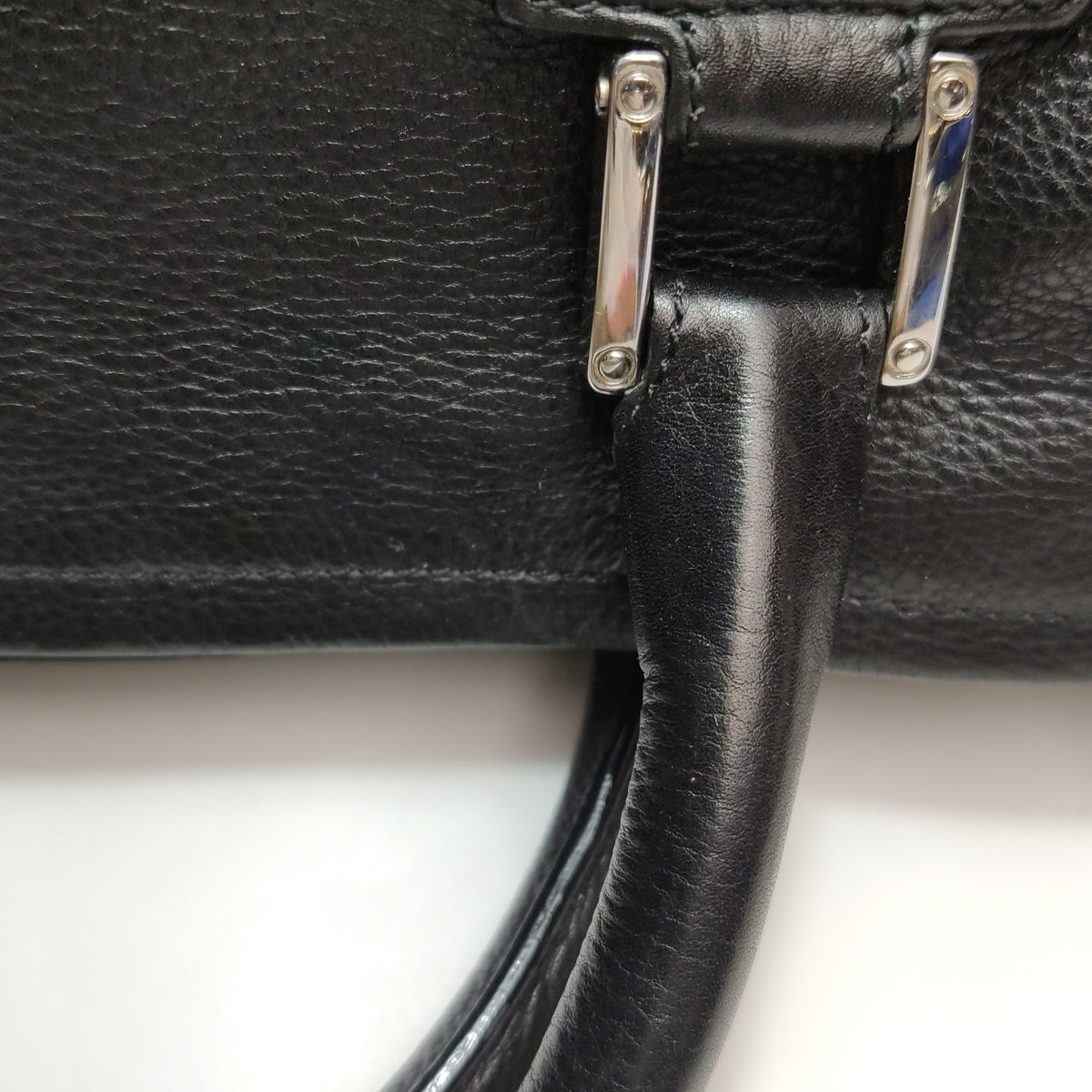 Loewe Amazona East West Barrel Bag Black