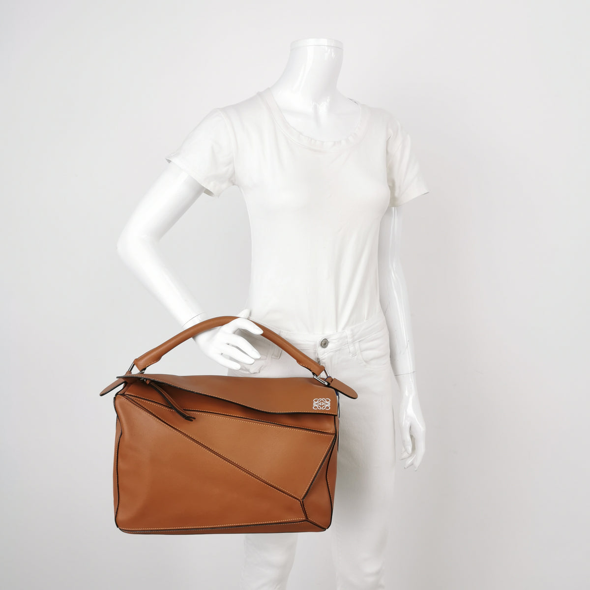 Loewe Puzzle Large Calfskin Tan