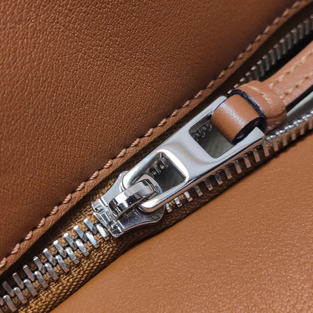 Loewe Puzzle Large Calfskin Tan