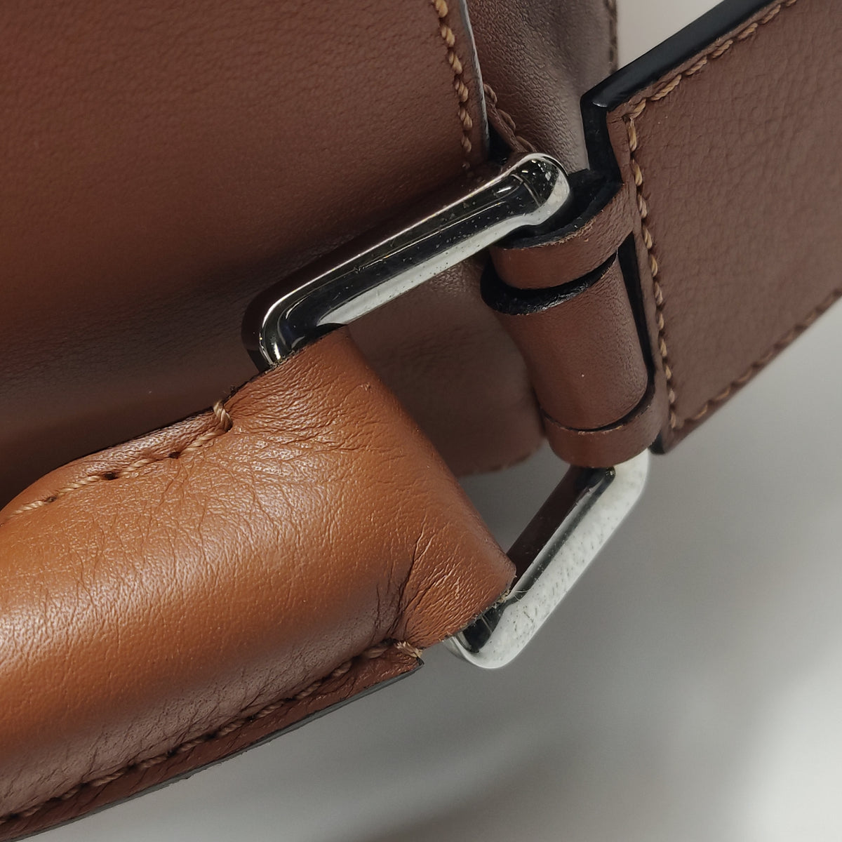 Loewe Puzzle Large Calfskin Tan