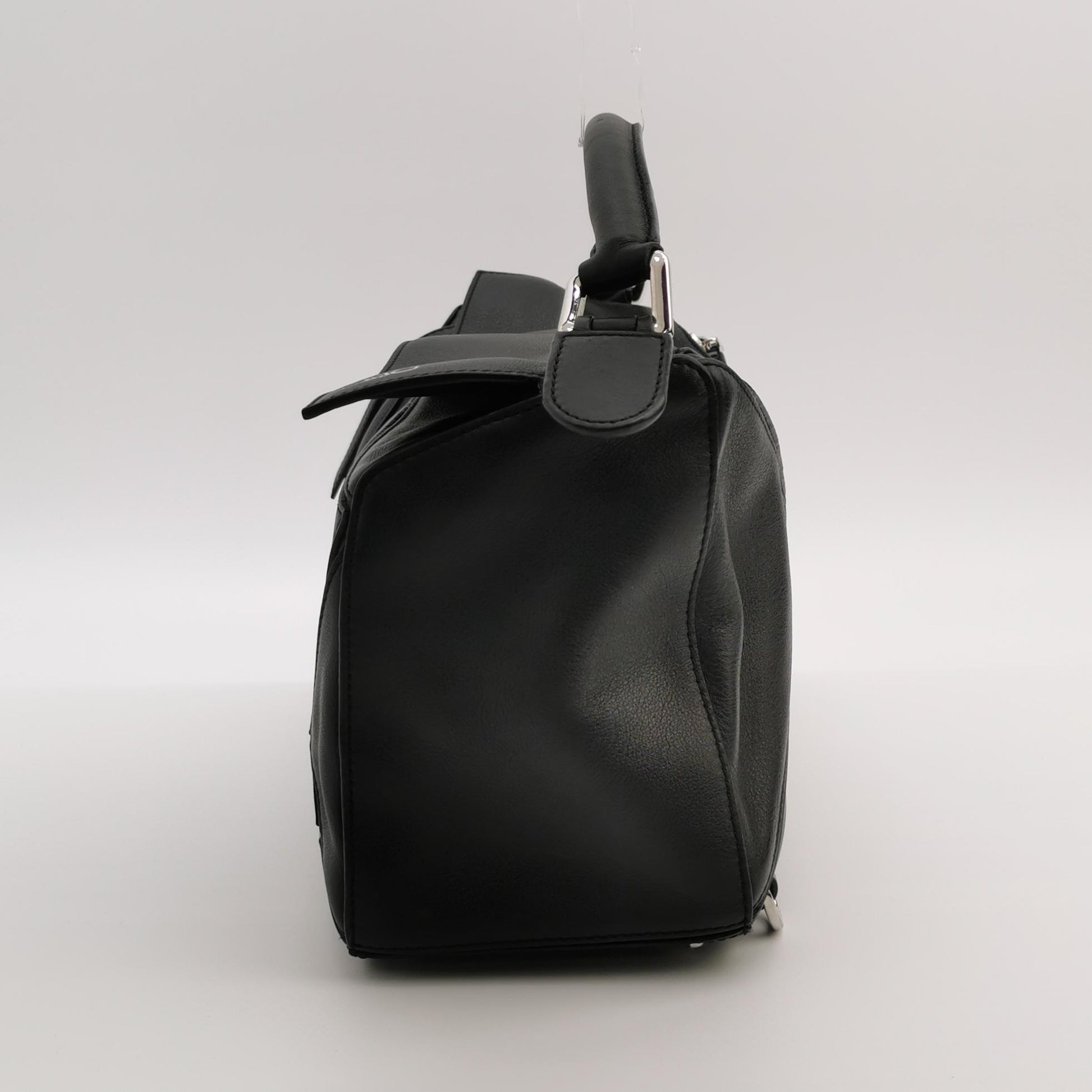 Loewe Puzzle Medium Black