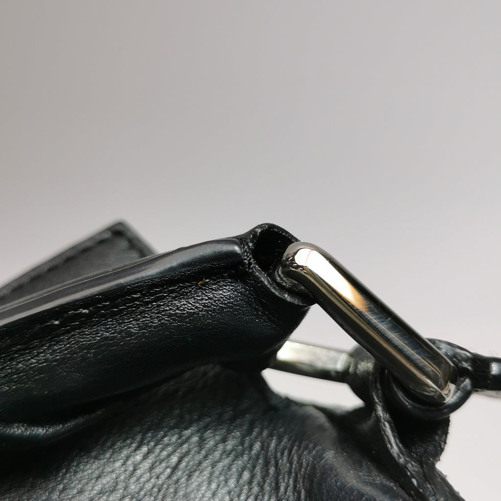 Loewe Puzzle Medium Black