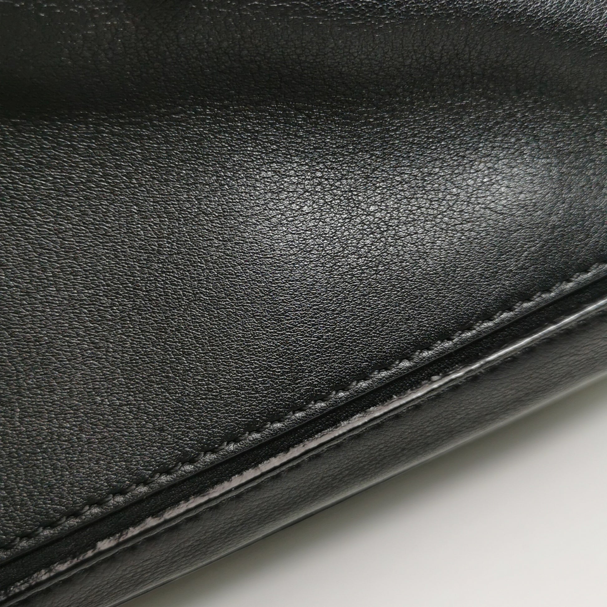 Loewe Puzzle Medium Black
