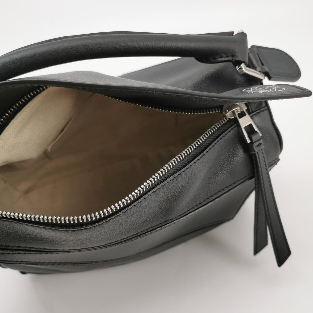 Loewe Puzzle Small Classic Calfskin Black