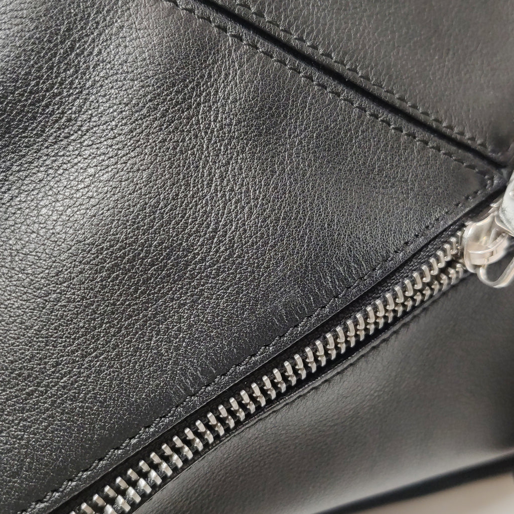 Loewe Puzzle Small Classic Calfskin Black