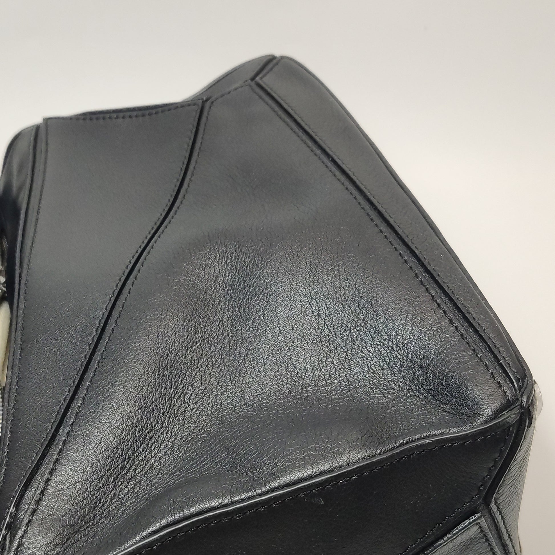 Loewe Puzzle Small Classic Calfskin Black