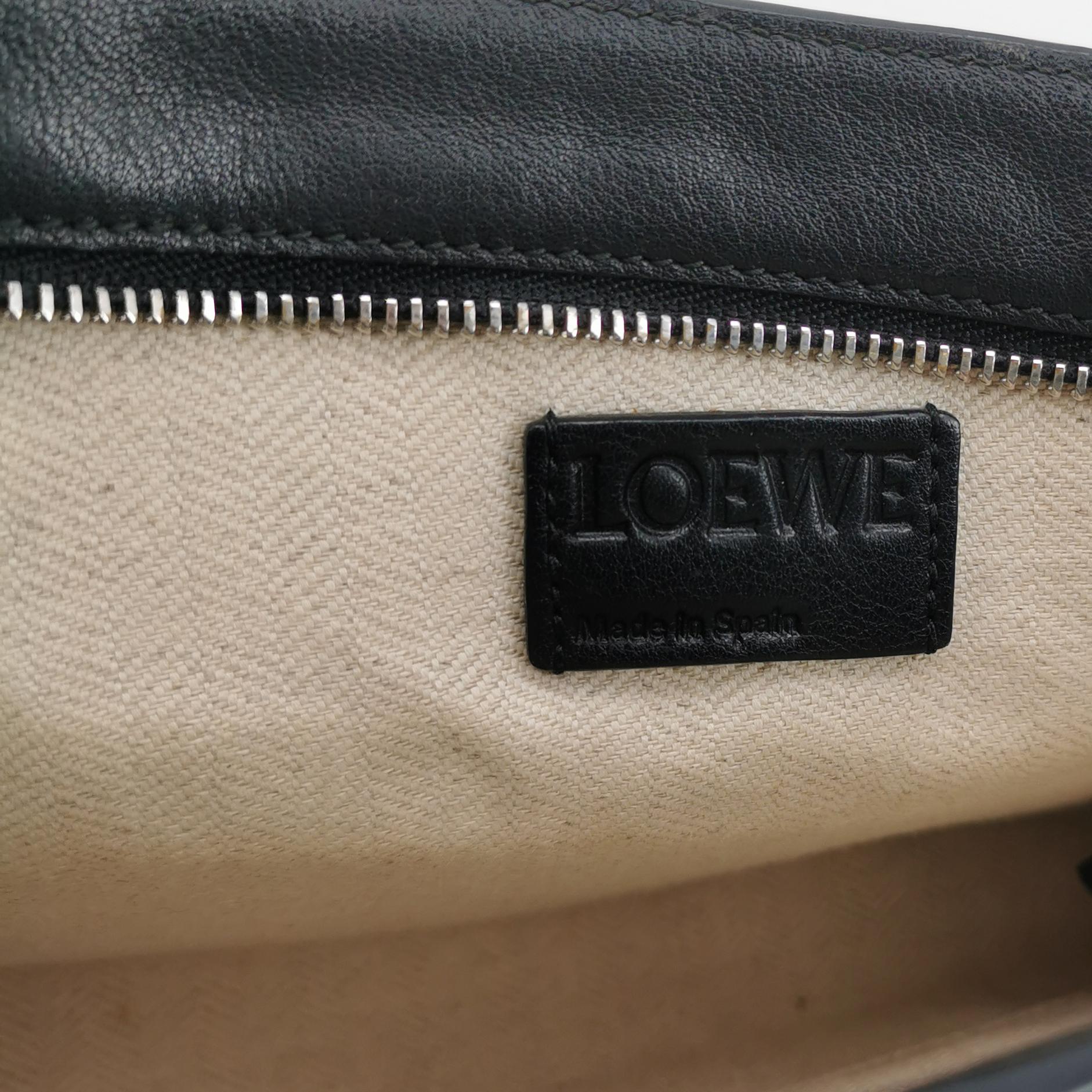 Loewe Puzzle Pochette Black