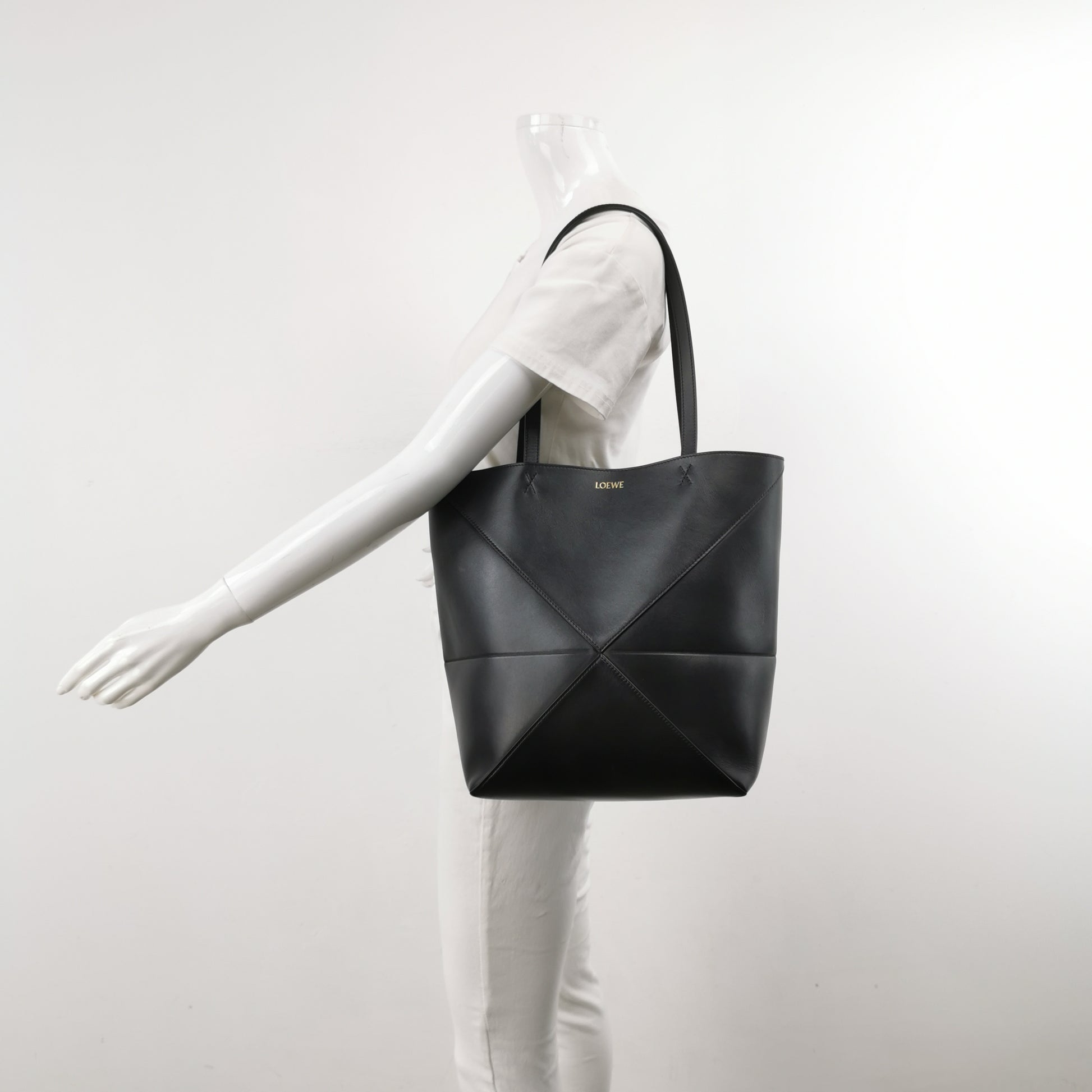 Loewe Puzzle Fold Medium Black